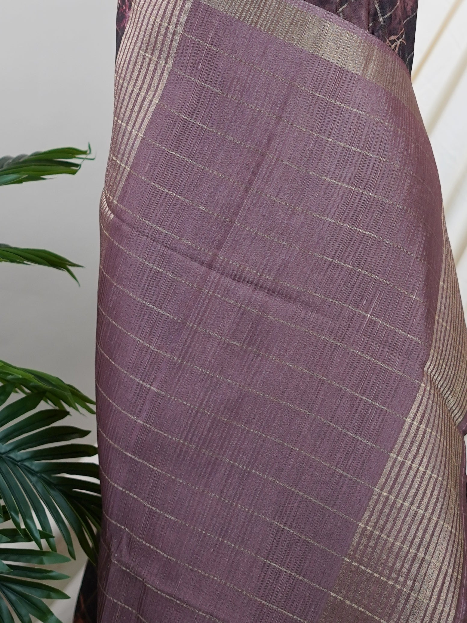 Tussars Black Semi Tussar - Manoranjitham Weaves - Handloom Store