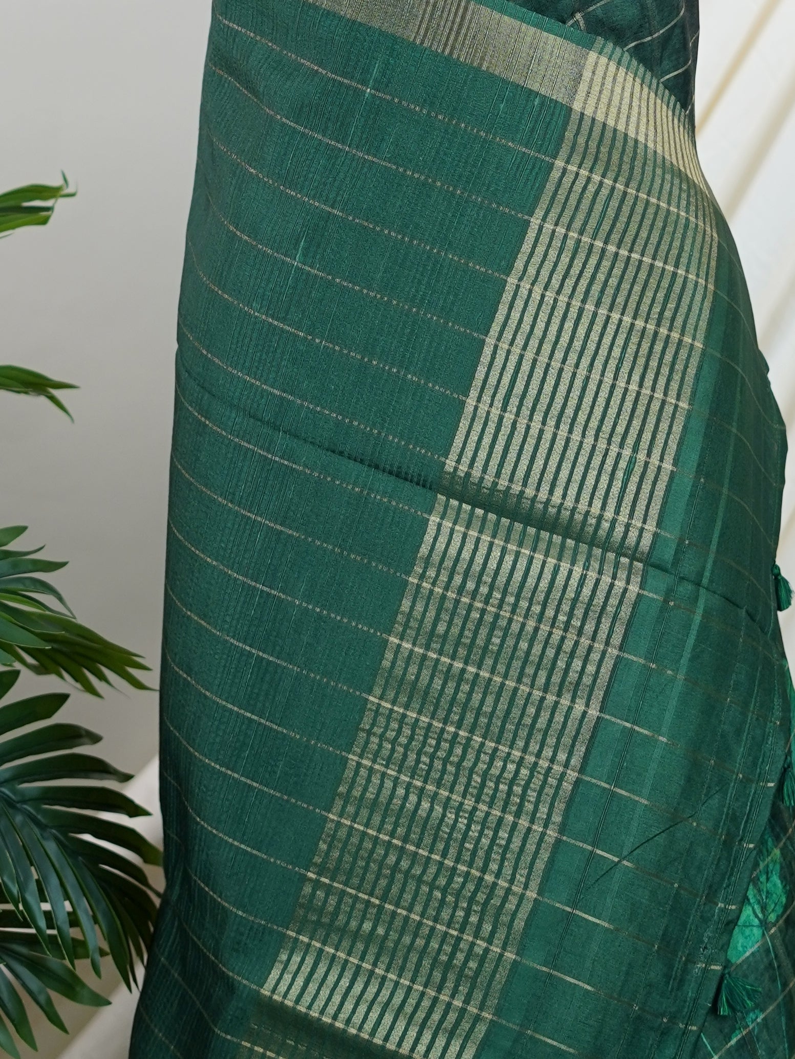 Tussars Green Semi Tussar - Manoranjitham Weaves - Handloom Store
