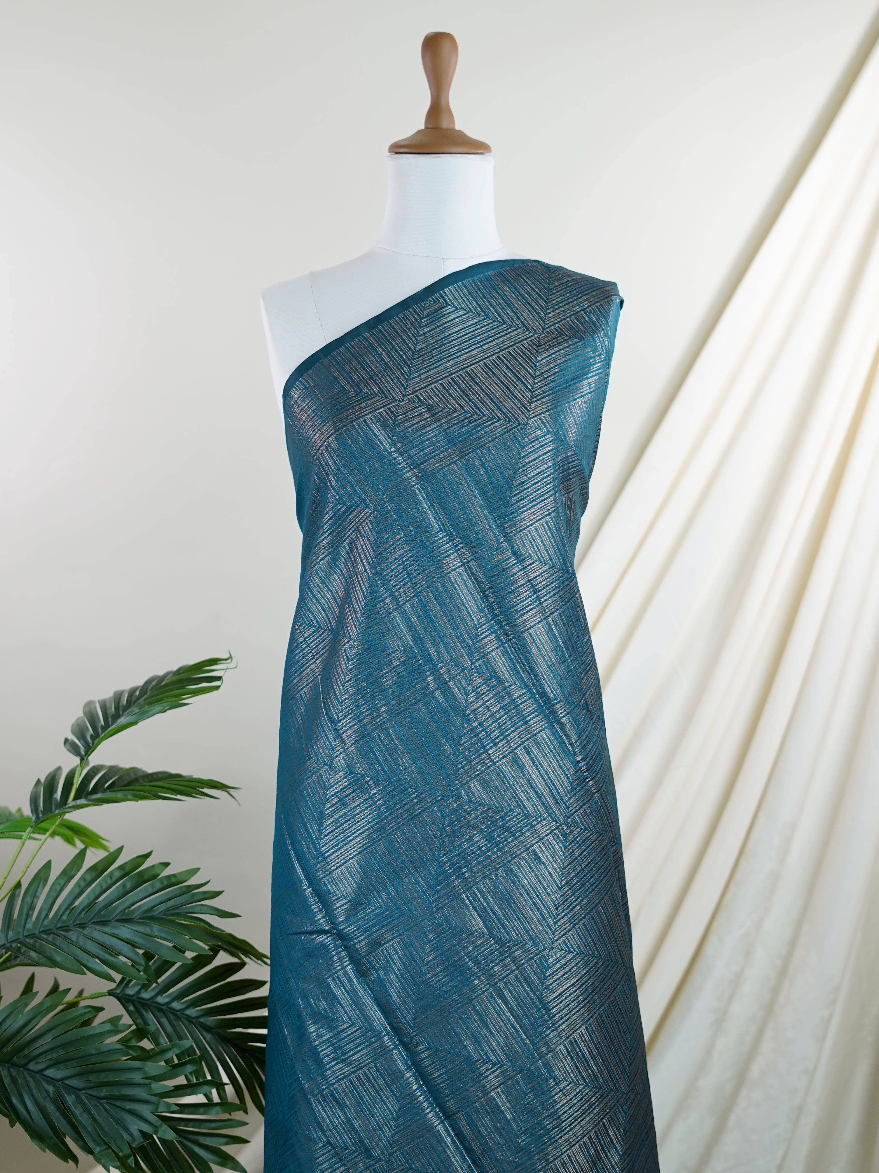 Tussars Green Semi Tussar - Manoranjitham Weaves - Handloom Store