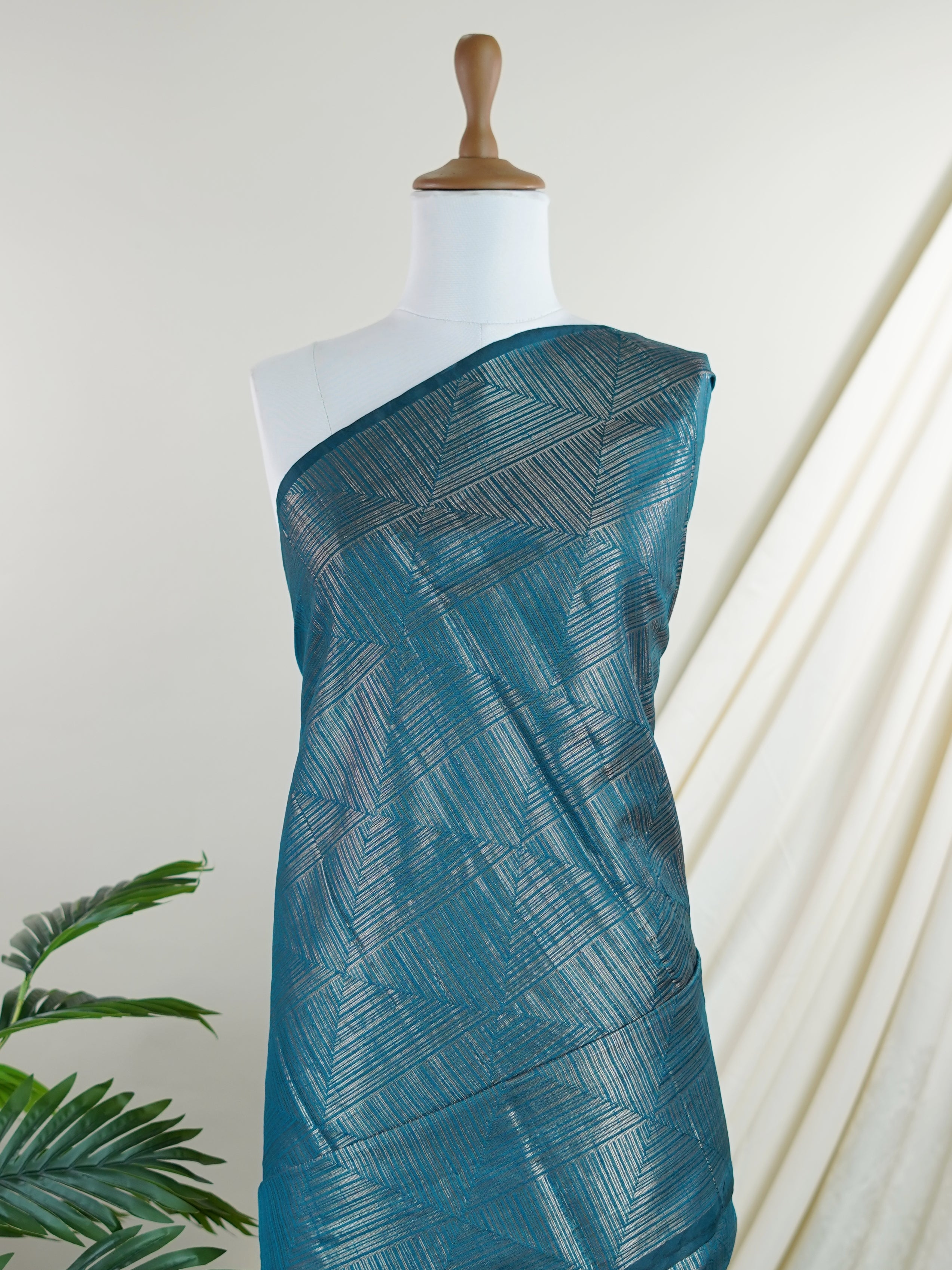 Tussars Green Semi Tussar - Manoranjitham Weaves - Handloom Store