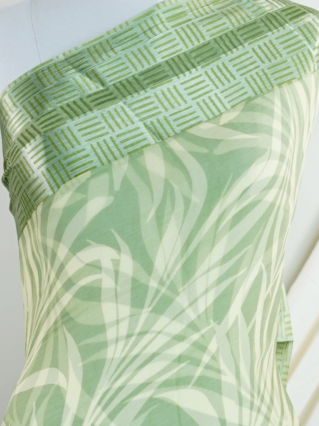 Satin Green Chiffon - Manoranjitham Weaves - Handloom Store