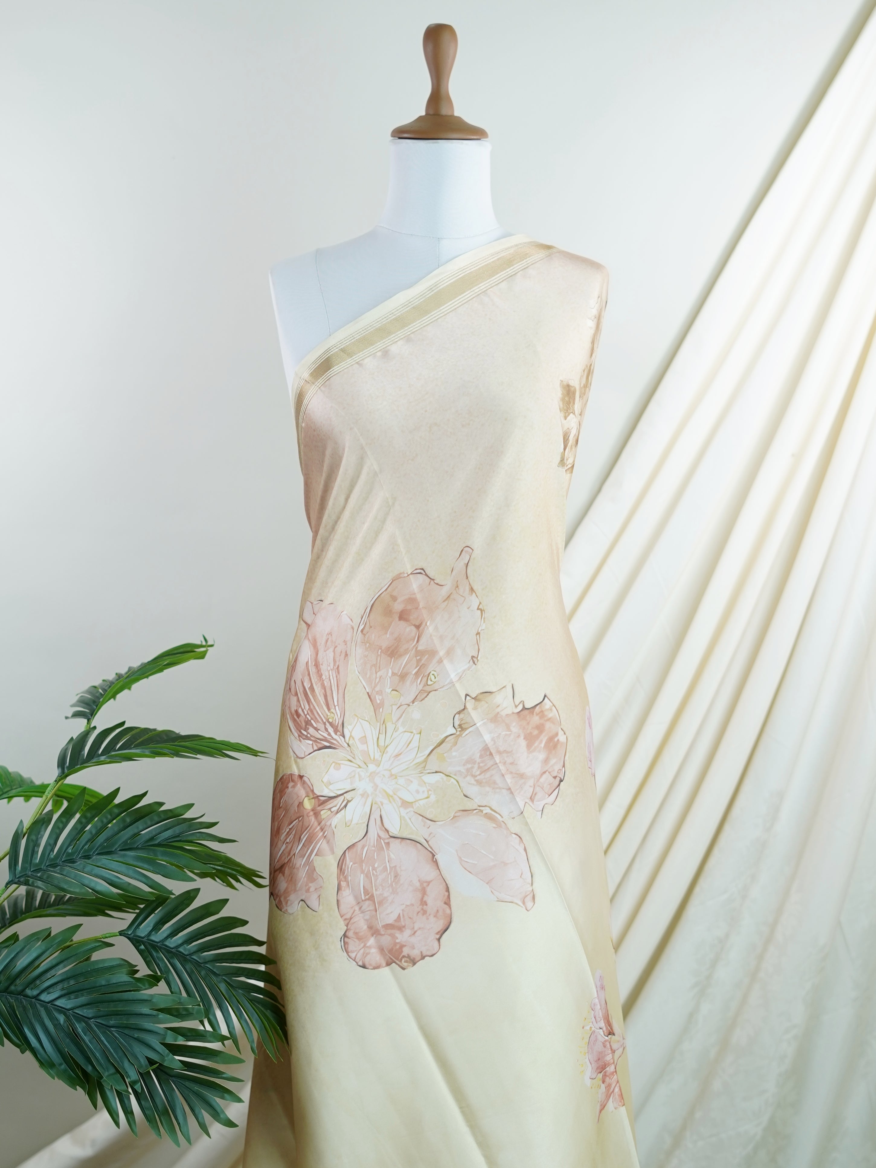 Mushru Light Green Semi Mushru - Manoranjitham Weaves - Handloom Store