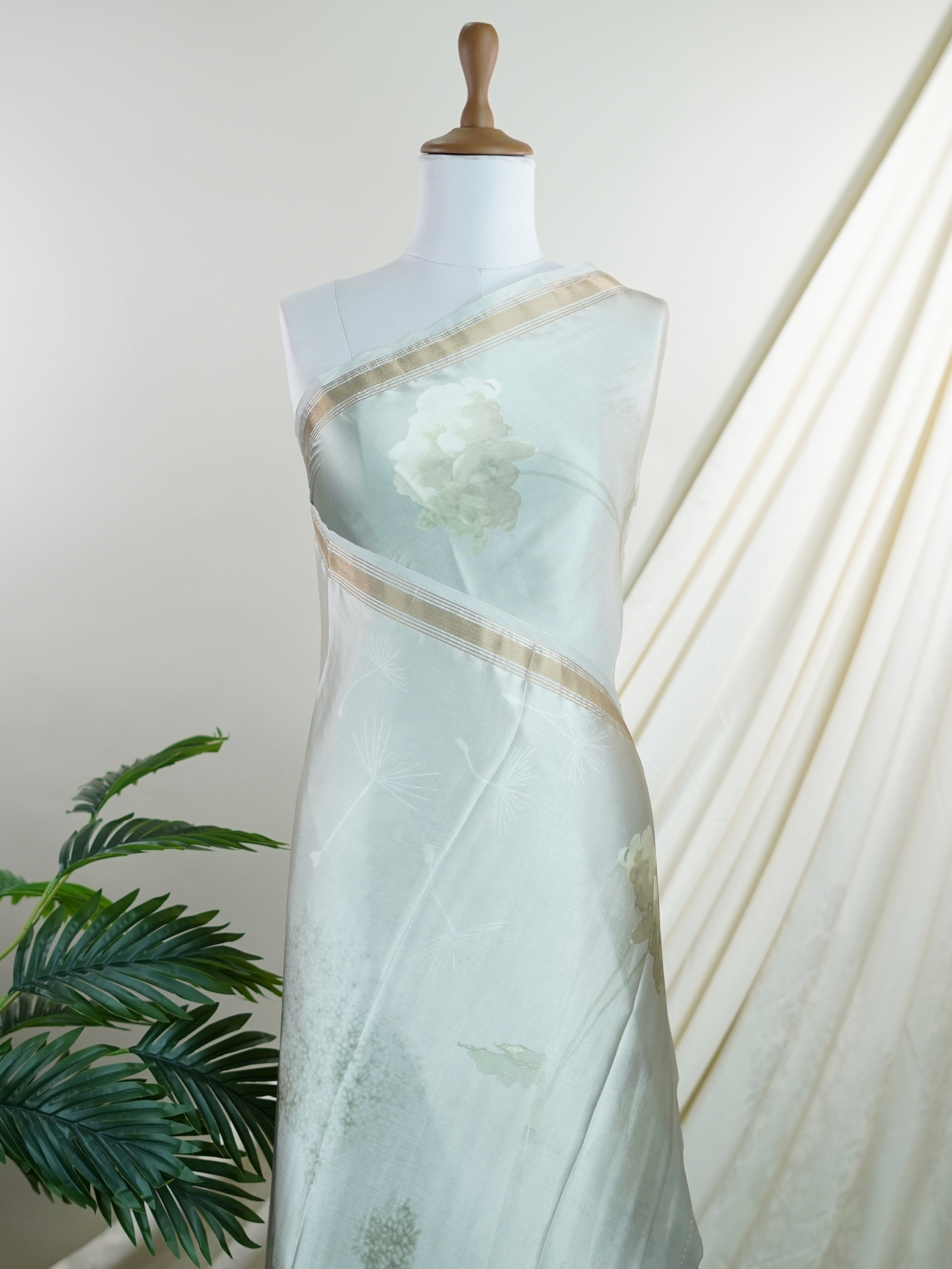 Mushru Light Green Semi Mushru - Manoranjitham Weaves - Handloom Store