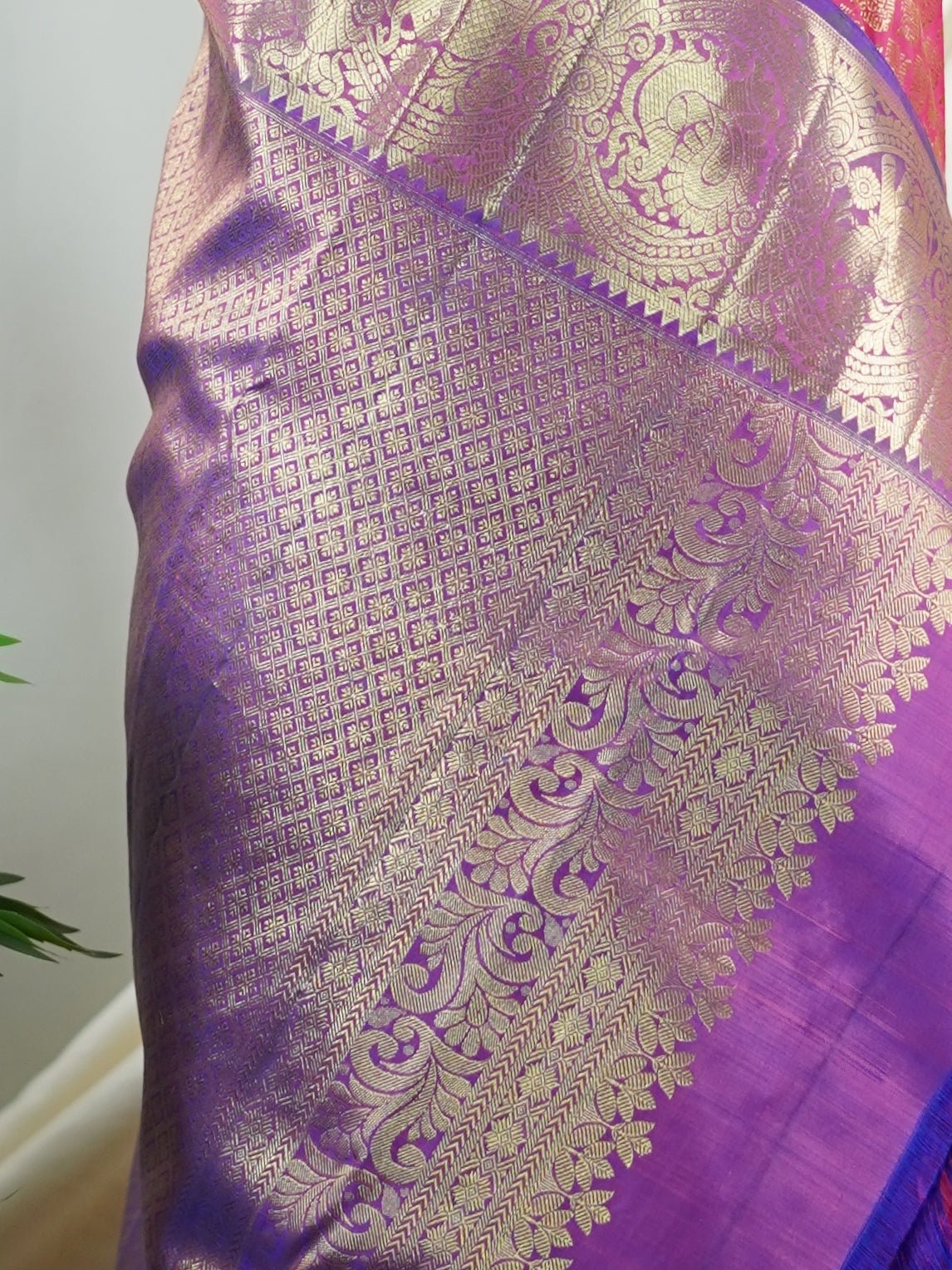 Kanchipuram Silk Hot Pink 100% Pure Silk - Manoranjitham Weaves - Handloom Store
