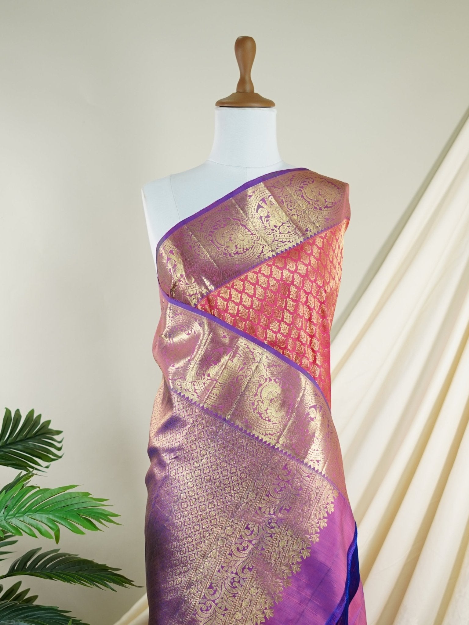 Kanchipuram Silk Hot Pink 100% Pure Silk - Manoranjitham Weaves - Handloom Store