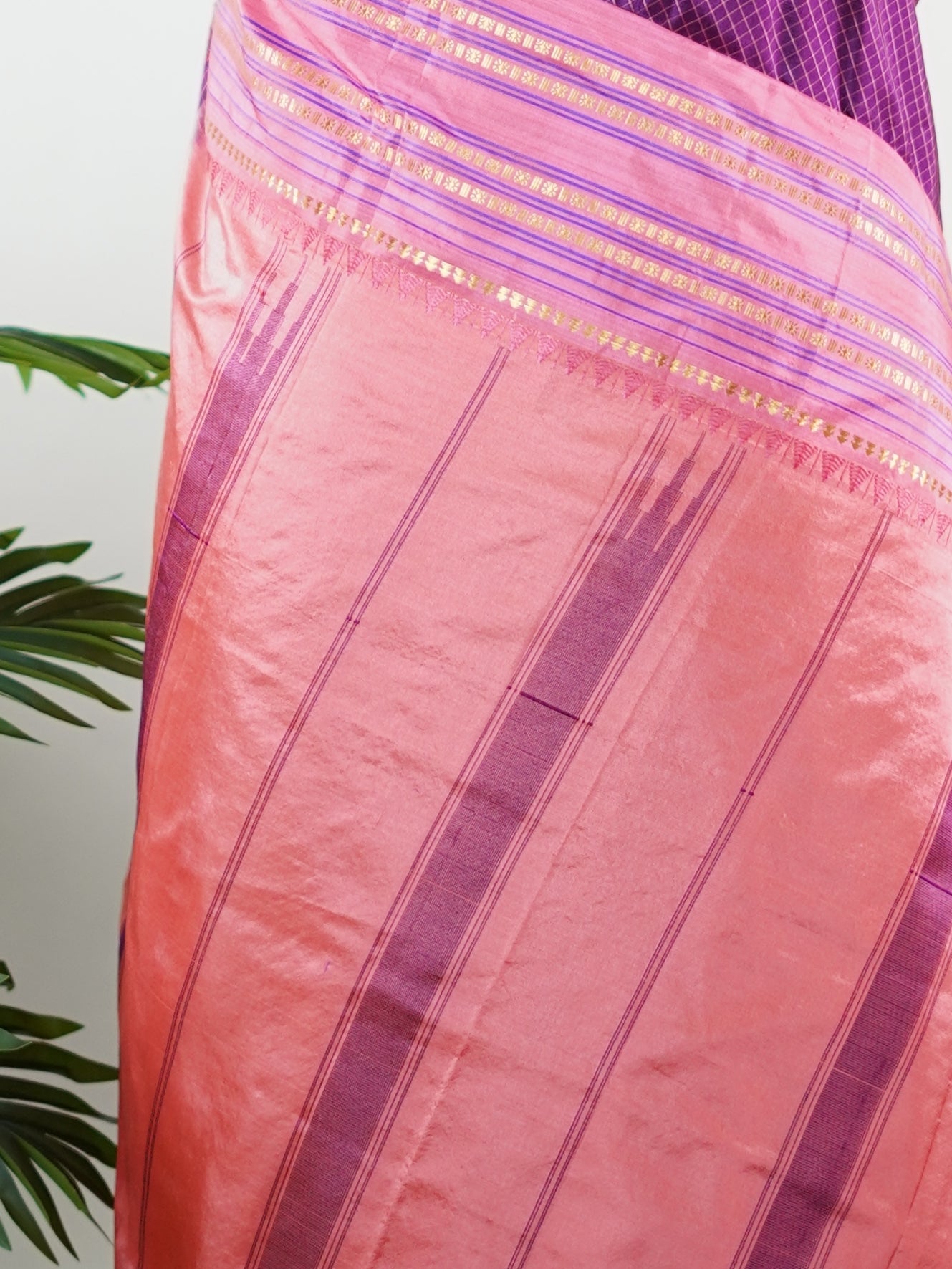 Narayanpet Violet 100% Pure Silk - Manoranjitham Weaves - Handloom Store
