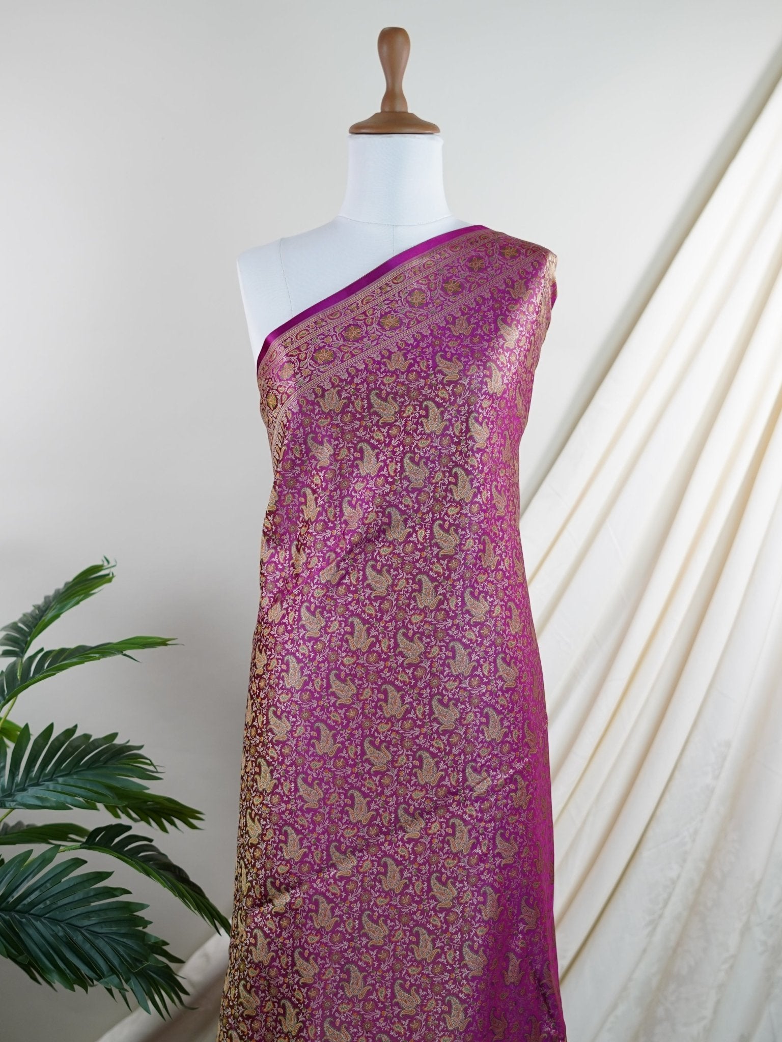 Katan Pink Semi Mushru - Manoranjitham Weaves - Handloom Store