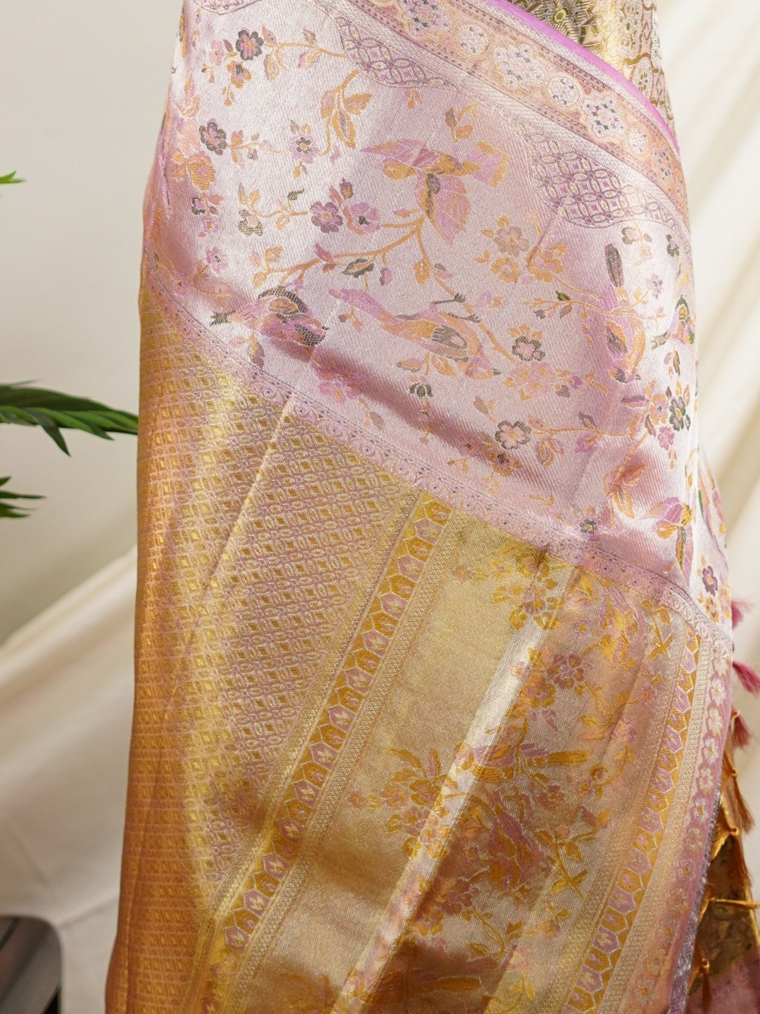 Kanchipuram Silk Golden 100% Pure Silk - Manoranjitham Weaves - Handloom Store