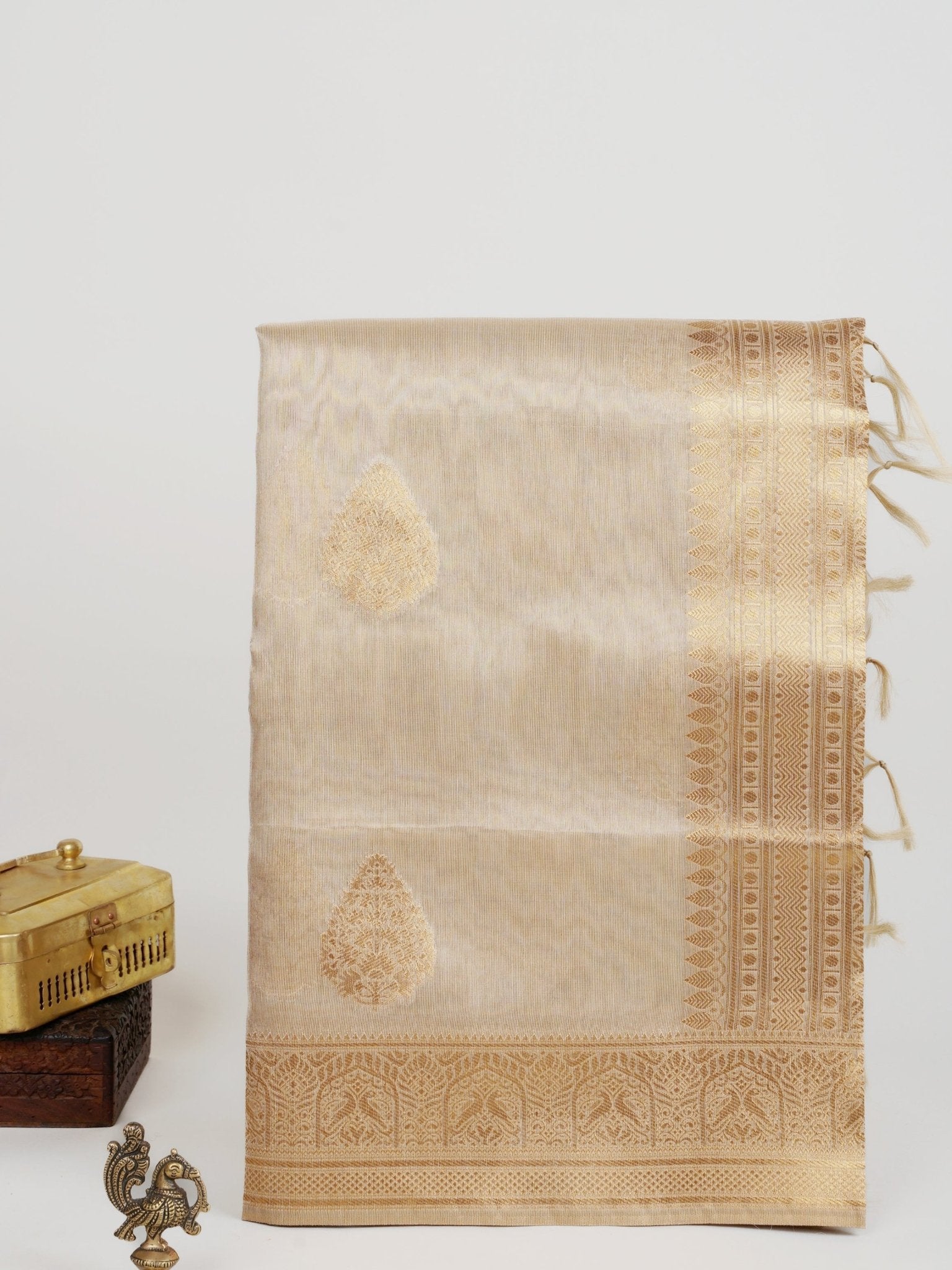 tissue Gold Kora Semi Tissue - Manoranjitham Weaves - Handloom Store