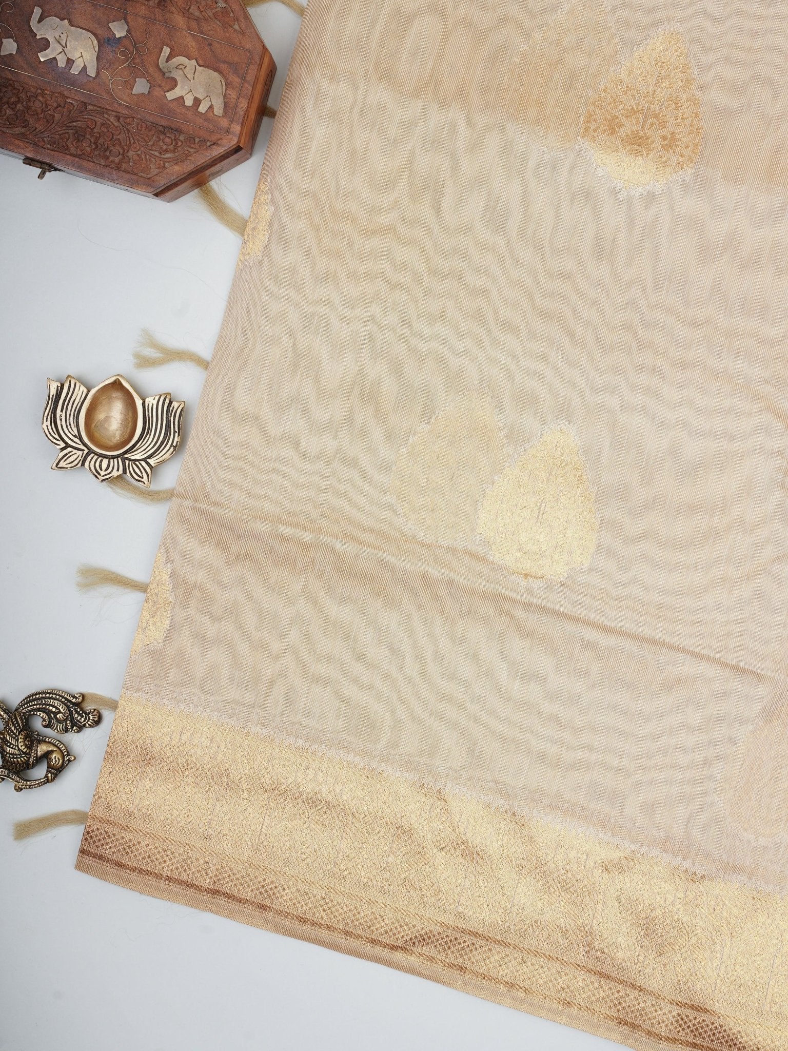 tissue Gold Kora Semi Tissue - Manoranjitham Weaves - Handloom Store