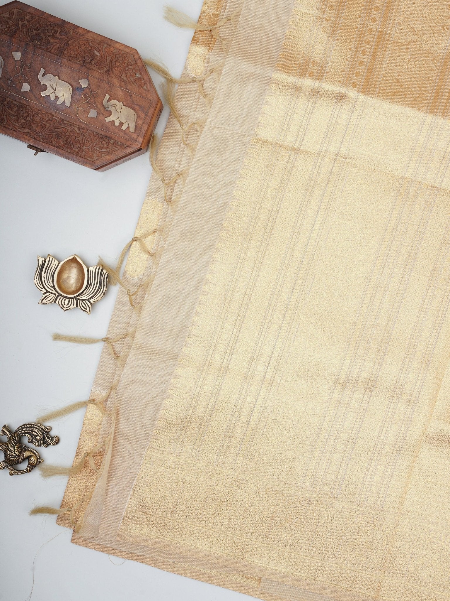 tissue Gold Kora Semi Tissue - Manoranjitham Weaves - Handloom Store