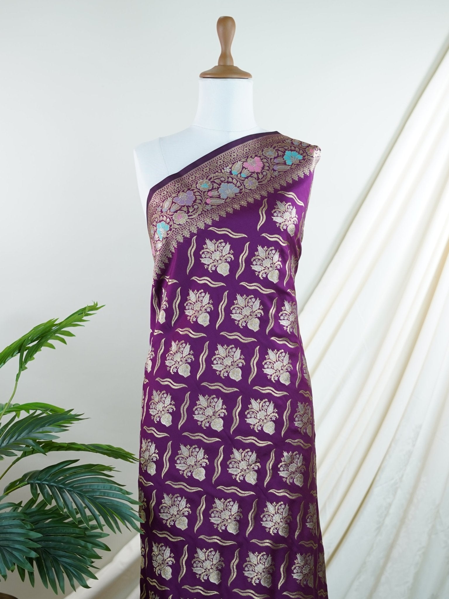 Katan Purple Katan Semi Silk - Manoranjitham Weaves - Handloom Store