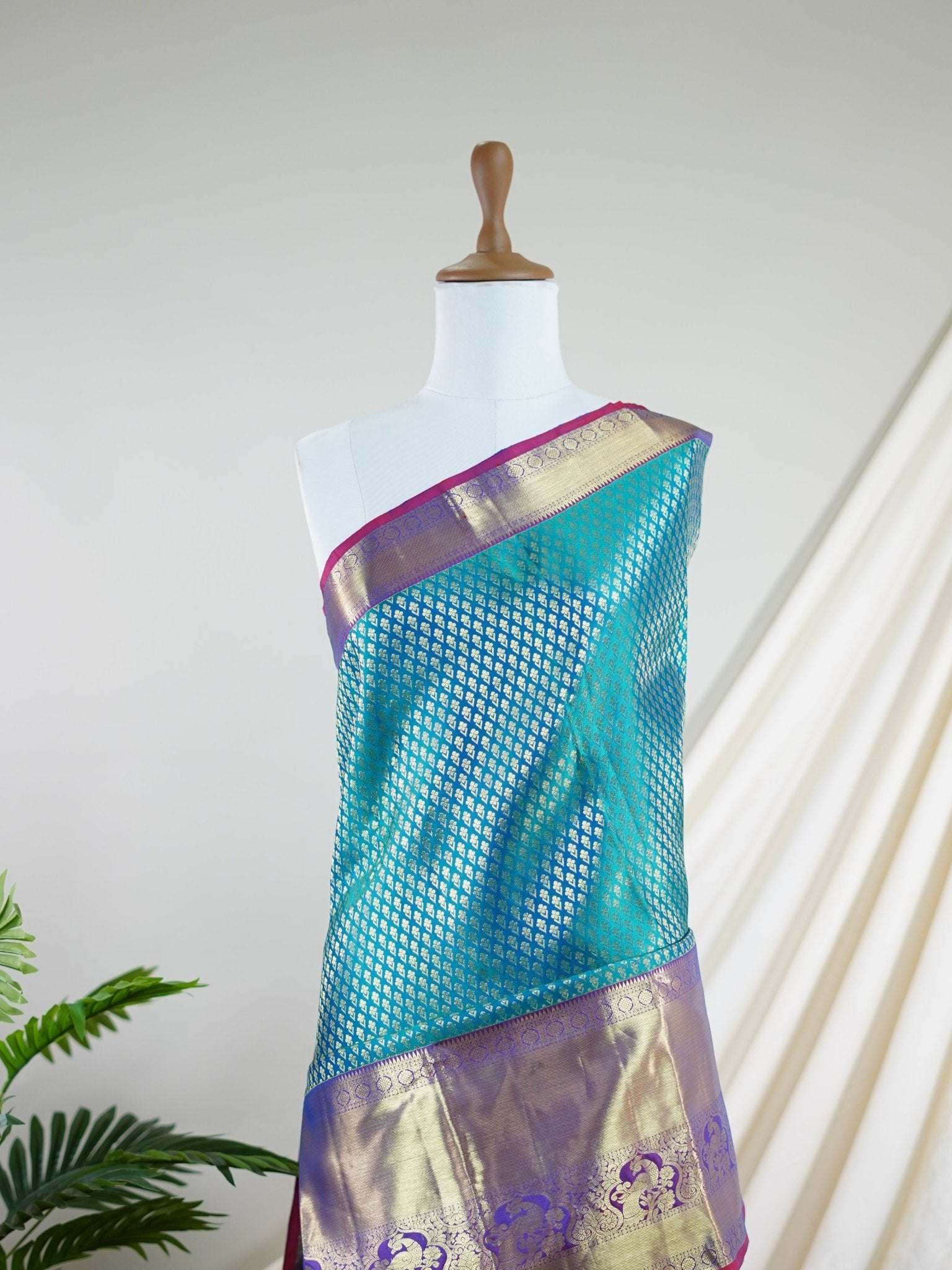 Kanchipuram Silk Turquoise 100% Pure Silk - Manoranjitham Weaves - Handloom Store