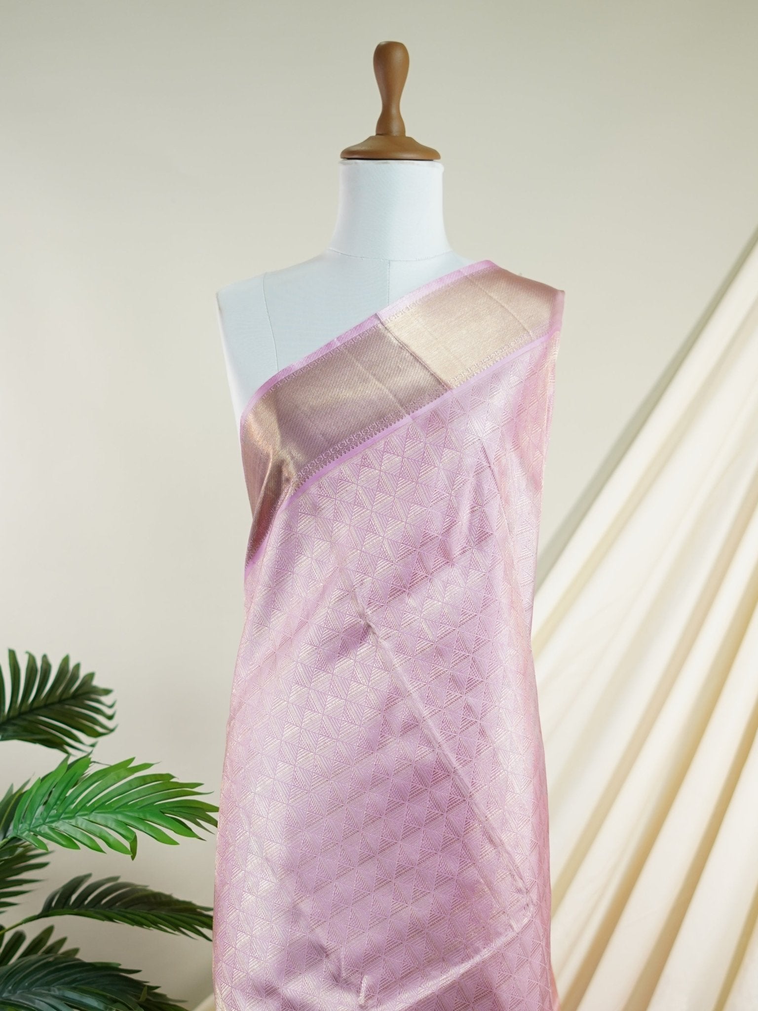 Kanchipuram Silk Baby Pink 100% Pure Silk - Manoranjitham Weaves - Handloom Store