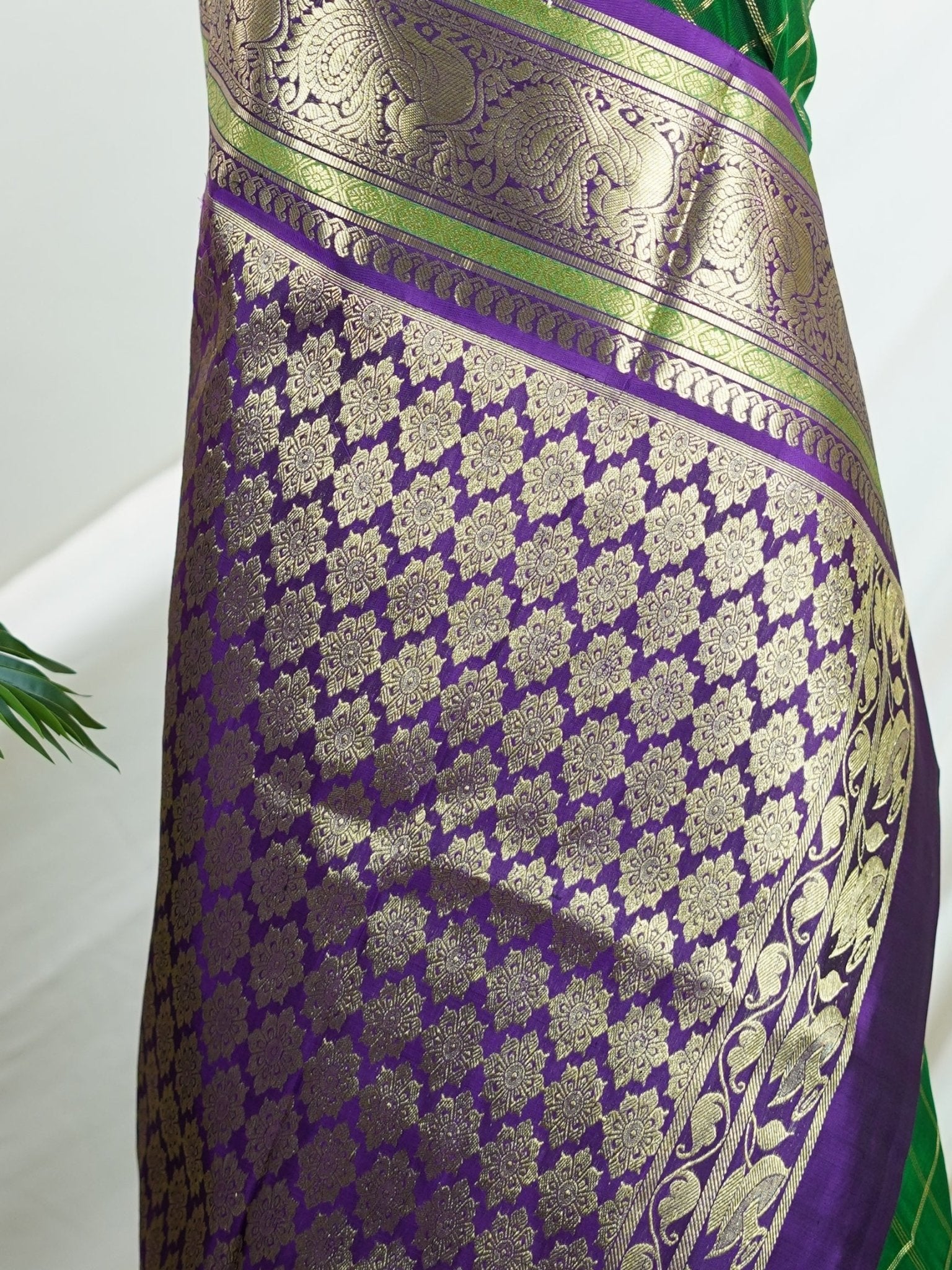 Venkatagiri Silk 100% Pure Silk - Manoranjitham Weaves - Handloom Store