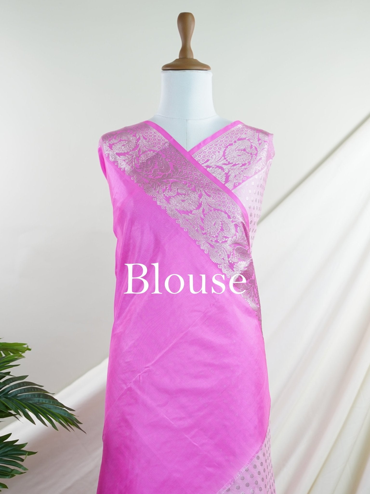 Venkatagiri Silk 100% Pure Silk - Manoranjitham Weaves - Handloom Store