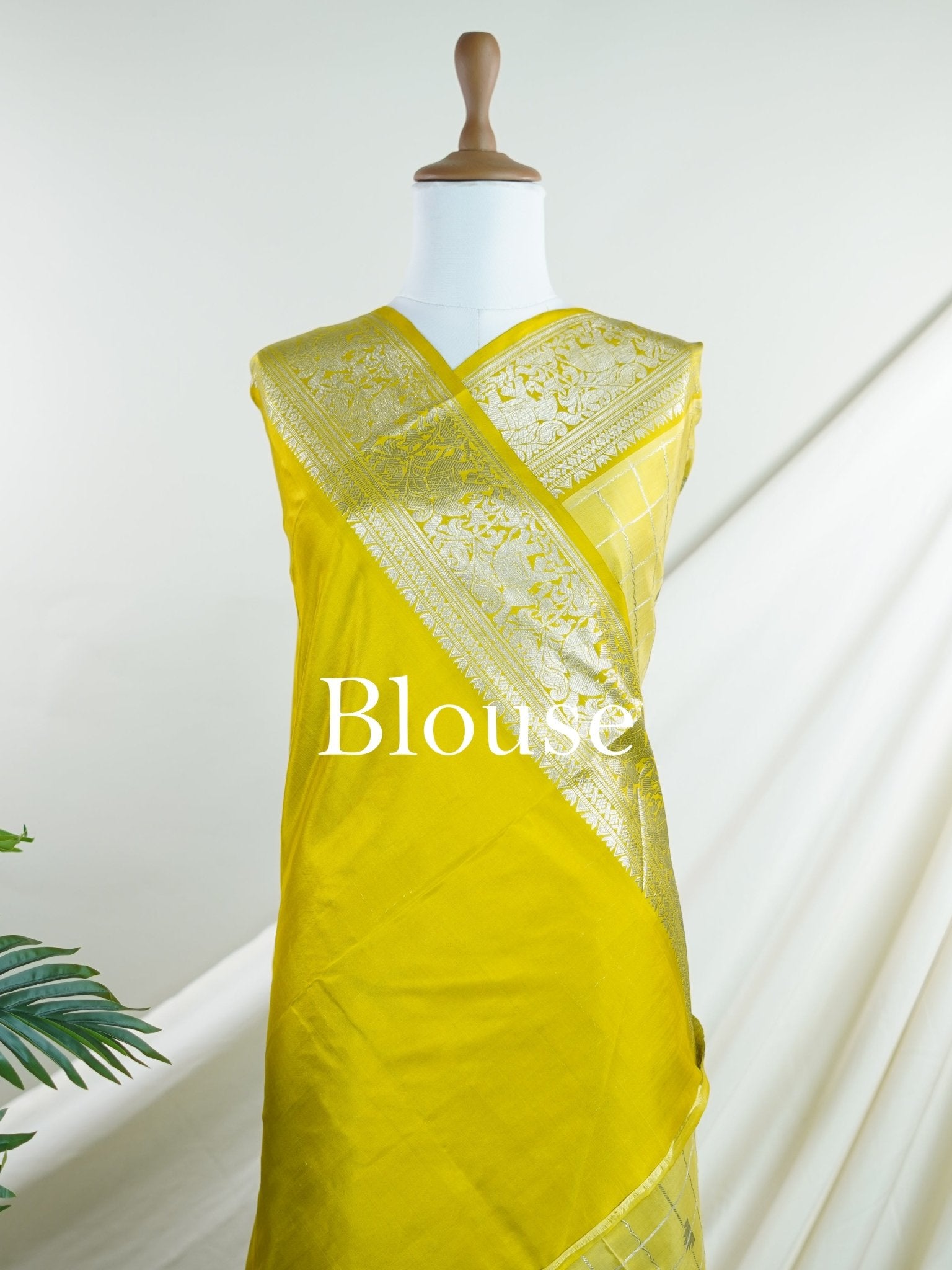 Venkatagiri Silk 100% Pure Silk - Manoranjitham Weaves - Handloom Store