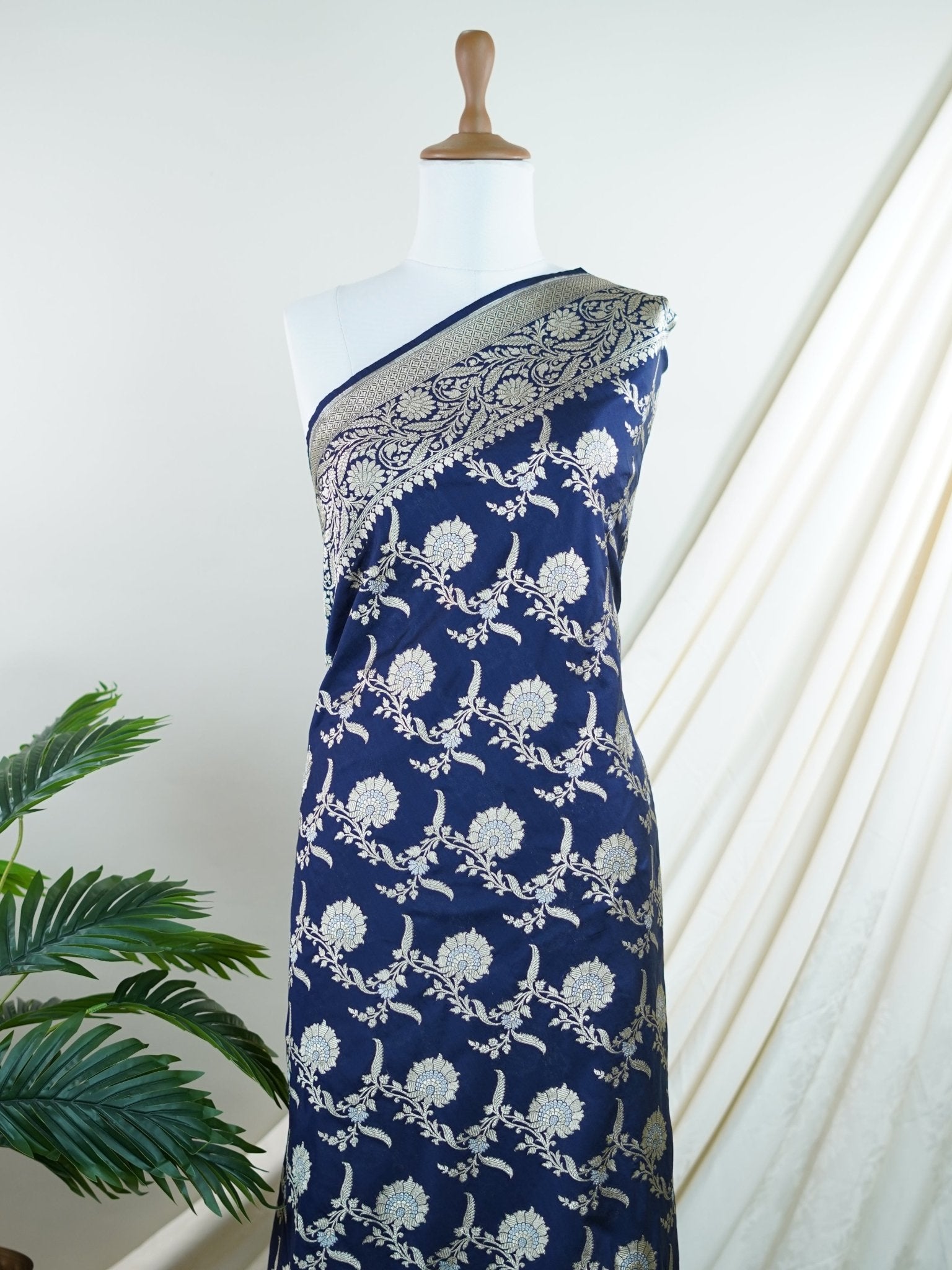 Katan Blue Katan Semi Silk - Manoranjitham Weaves - Handloom Store