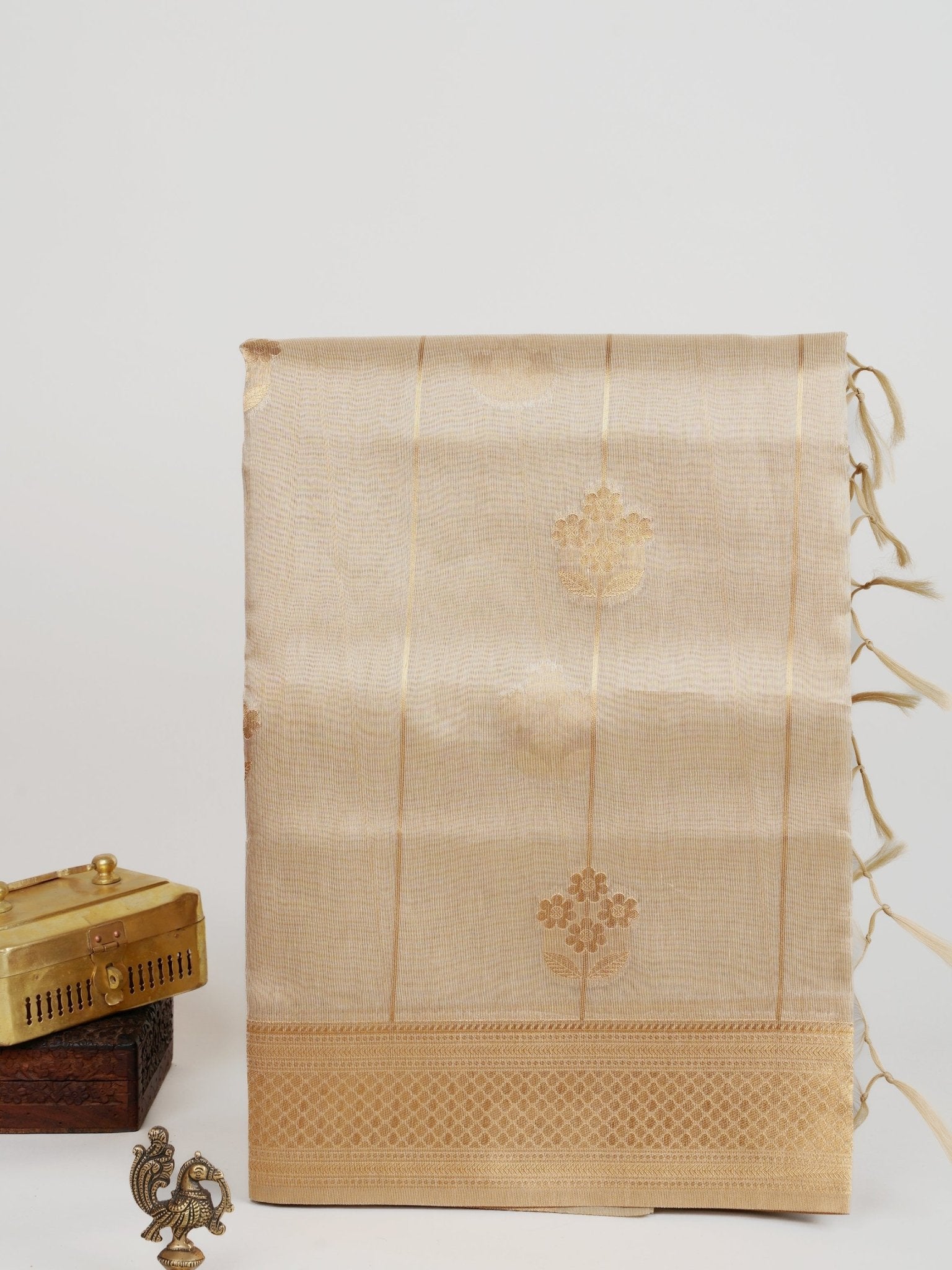 tissue Gold Kora Semi Tissue - Manoranjitham Weaves - Handloom Store