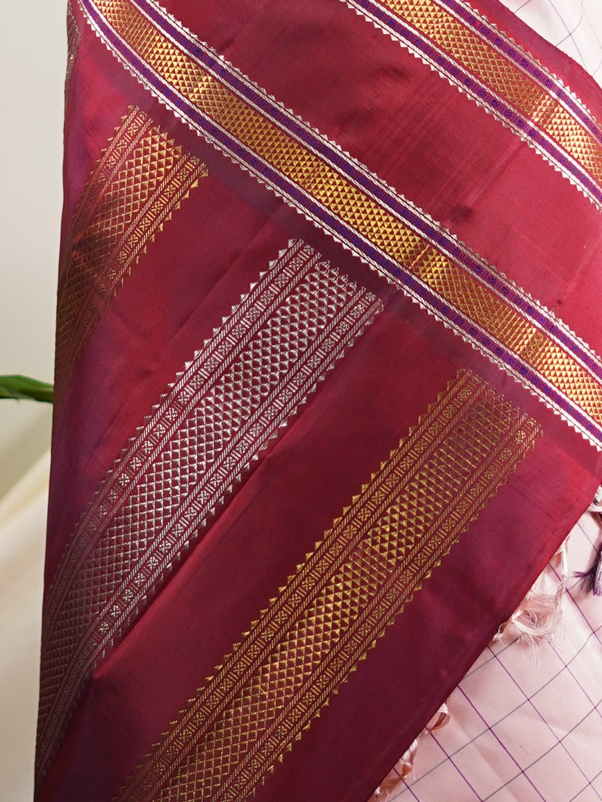 Kanchipuram Silk Pink 100% Pure Silk - Manoranjitham Weaves - Handloom Store