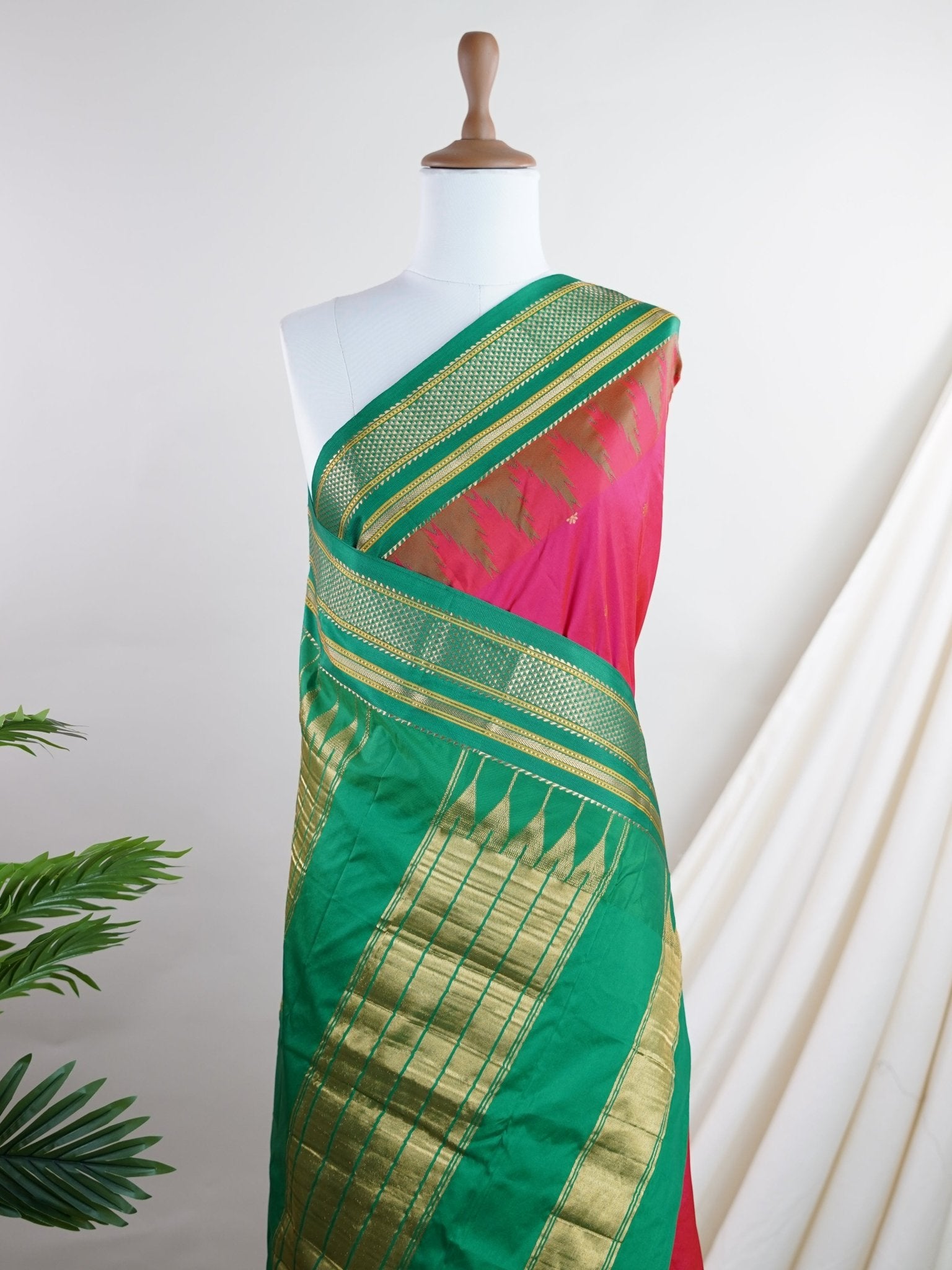 Semi Silk Semi Silk - Manoranjitham Weaves - Handloom Store