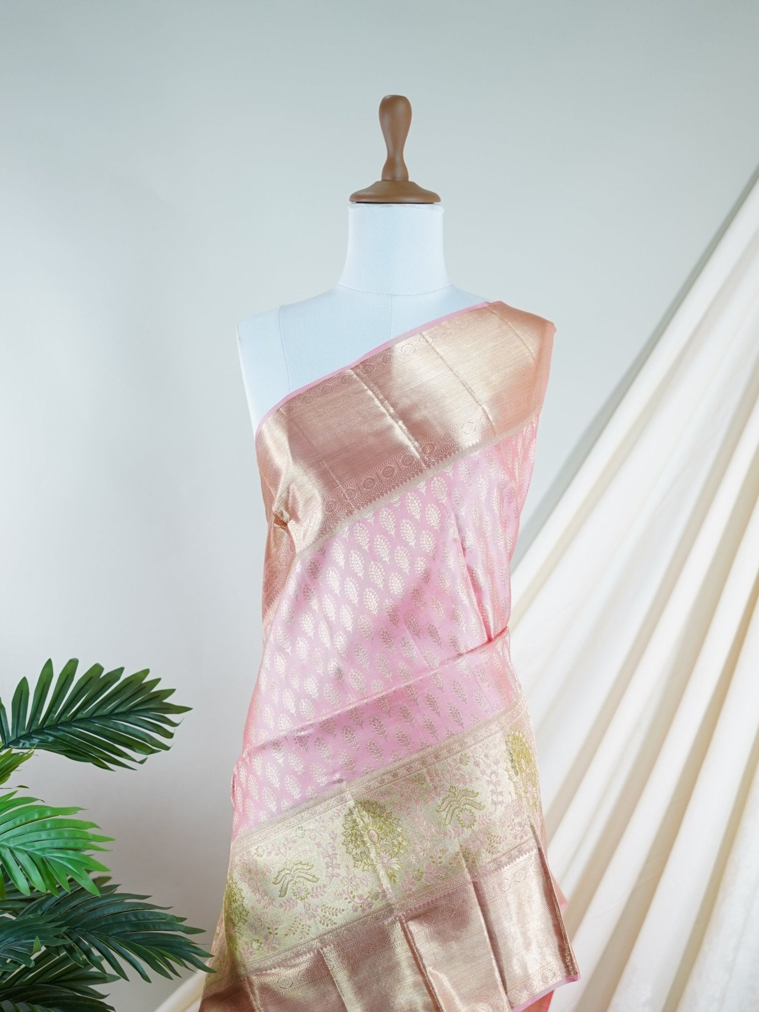 Kanchipuram Silk Baby Pink 100% Pure Silk - Manoranjitham Weaves - Handloom Store