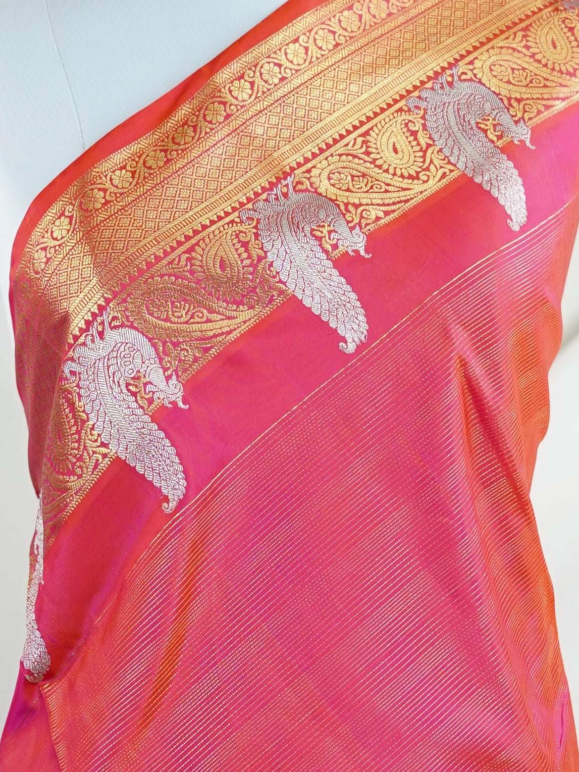 Venkatagiri Silk 100% Pure Silk - Manoranjitham Weaves - Handloom Store