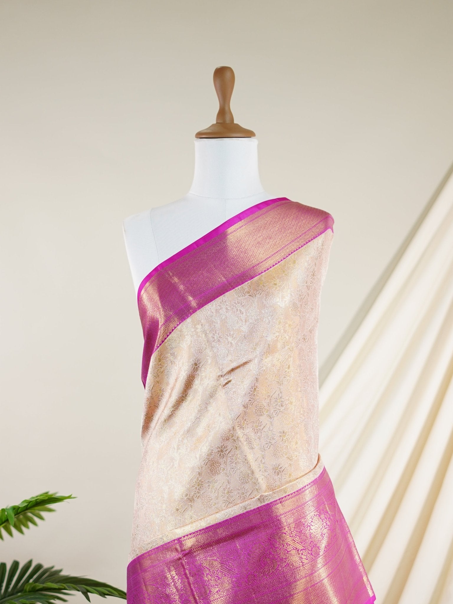 Kanchipuram Silk Light Mauve Peach 100% Pure Silk - Manoranjitham Weaves - Handloom Store