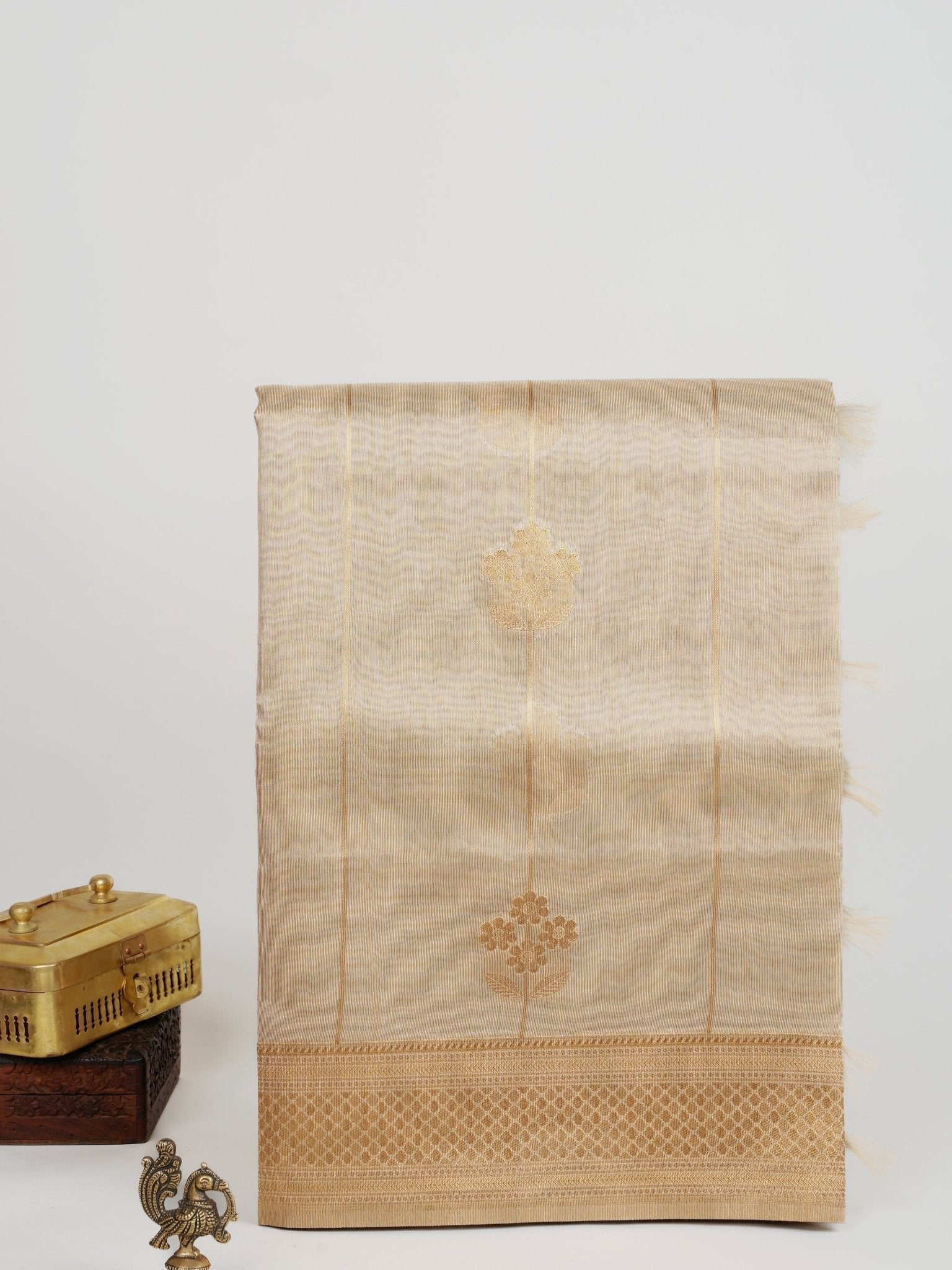 tissue Gold Kora Semi Tissue - Manoranjitham Weaves - Handloom Store