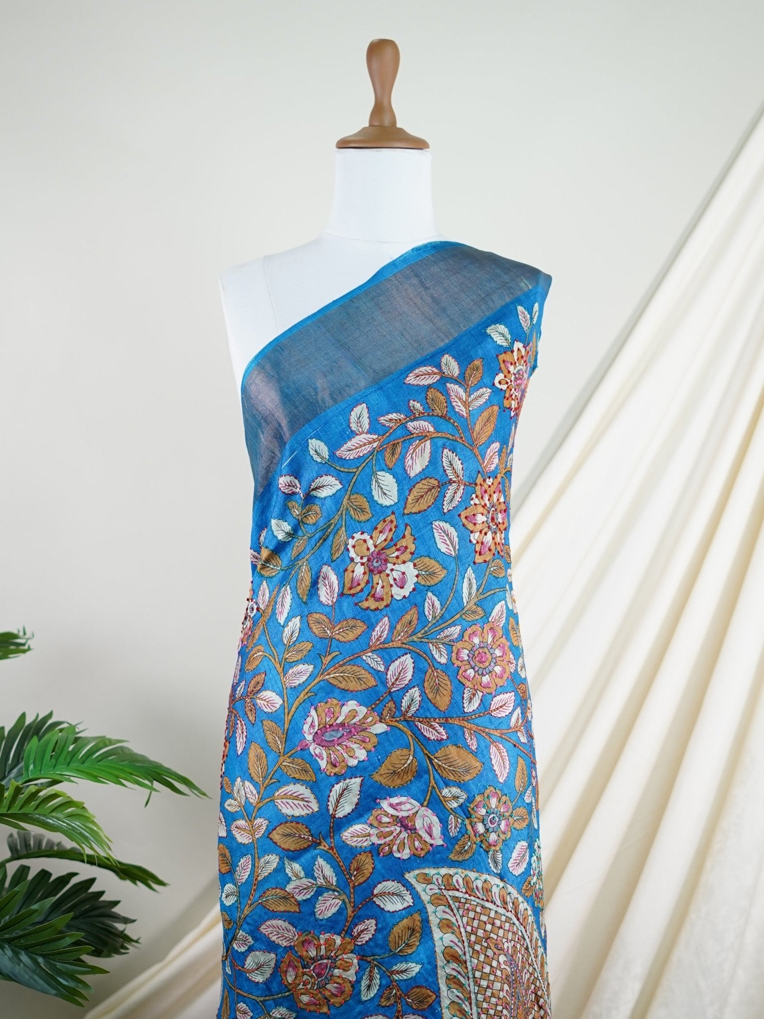 Tussars Royal Blue 100% Pure Tussar - Manoranjitham Weaves - Handloom Store