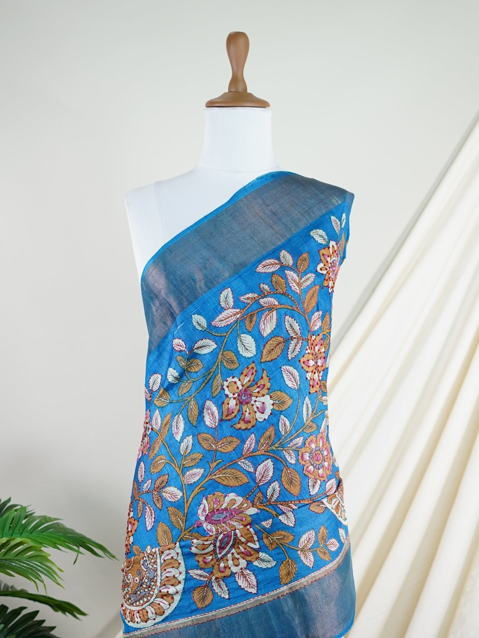 Tussars Royal Blue 100% Pure Tussar - Manoranjitham Weaves - Handloom Store