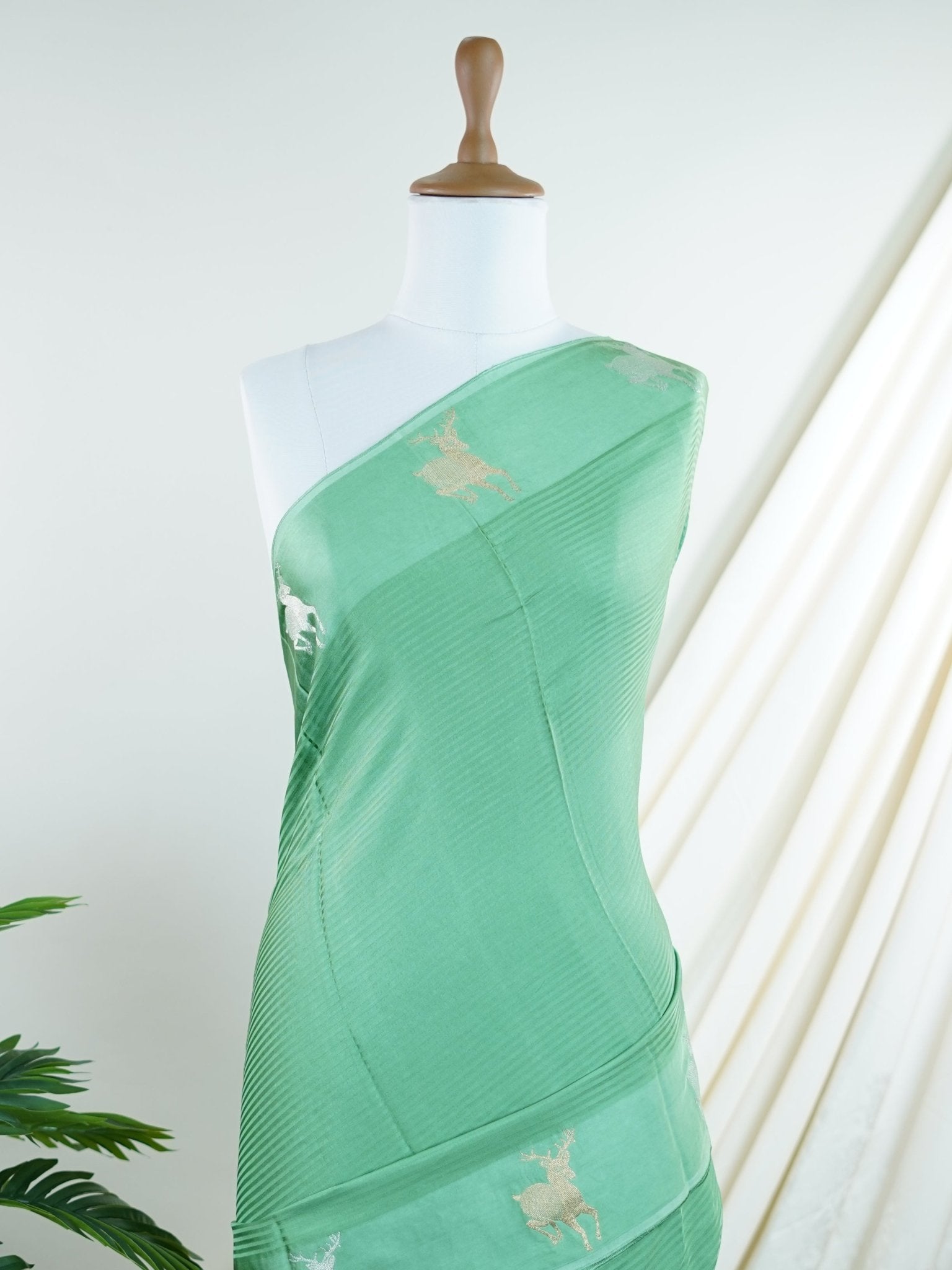 Mushru Green Semi Mushru - Manoranjitham Weaves - Handloom Store