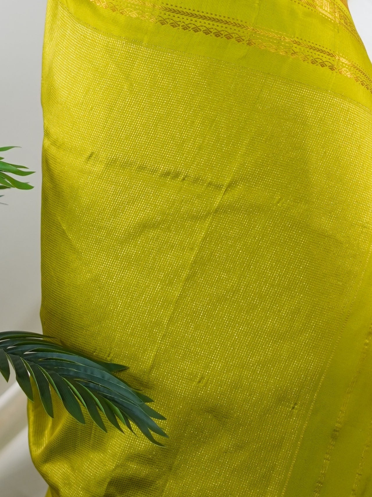 Gadwal Silk 100% Pure Silk - Manoranjitham Weaves - Handloom Store