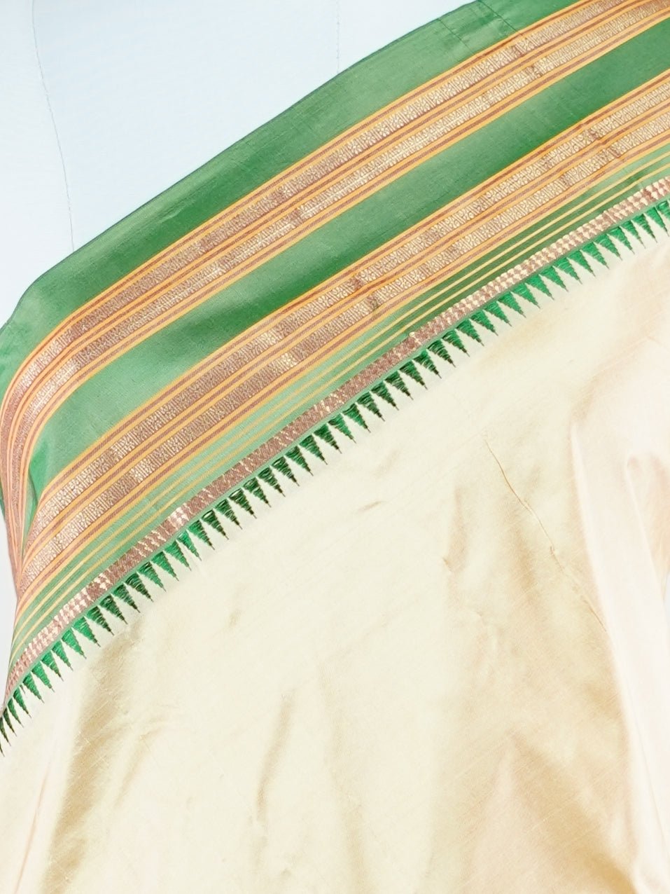 Narayanpet Cream 100% Pure Silk - Manoranjitham Weaves - Handloom Store