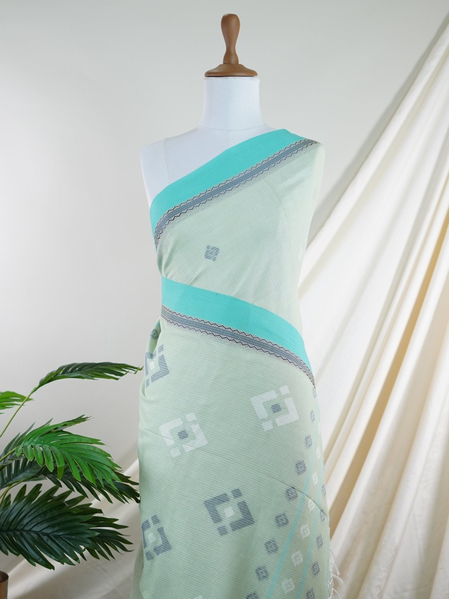 Cotton Grey 100% Pure Cotton - Manoranjitham Weaves - Handloom Store