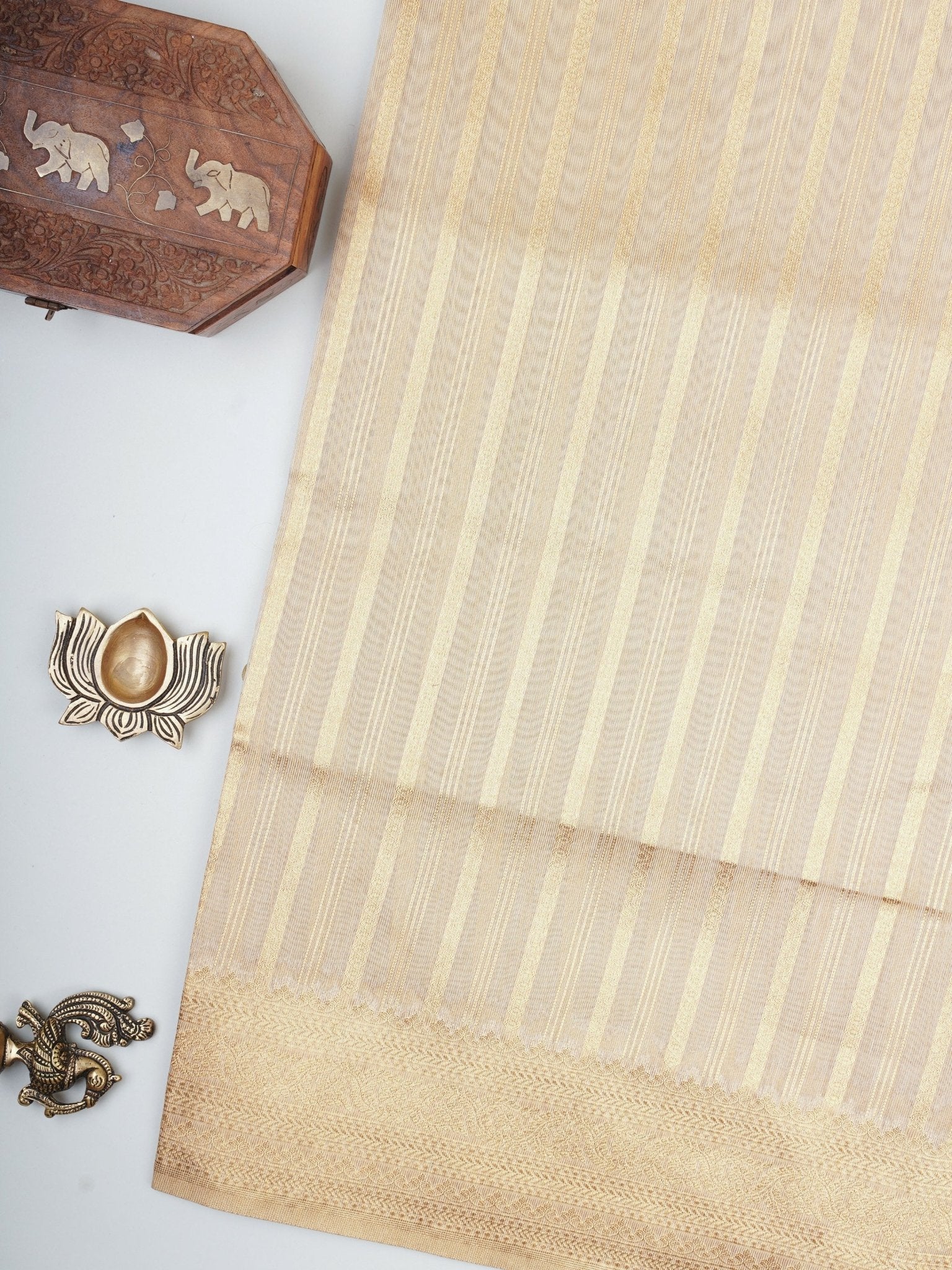 tissue Gold Kora Semi Tissue - Manoranjitham Weaves - Handloom Store