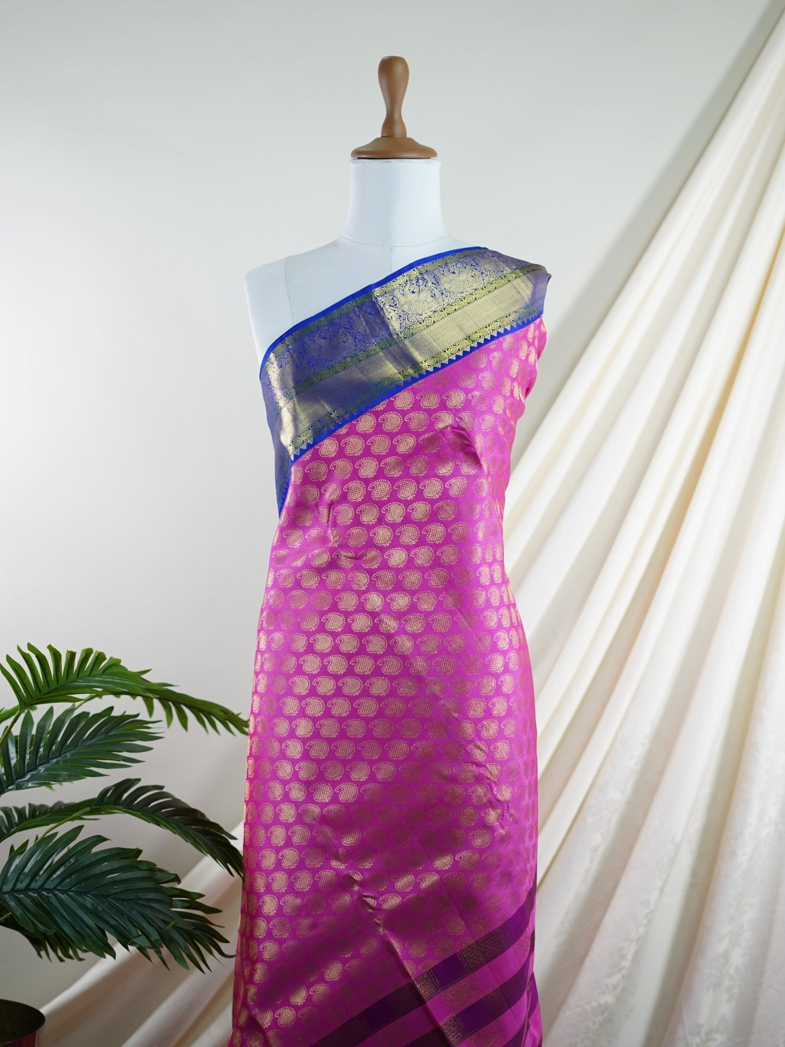 Kanchipuram Silk Pink 100% Pure Silk - Manoranjitham Weaves - Handloom Store