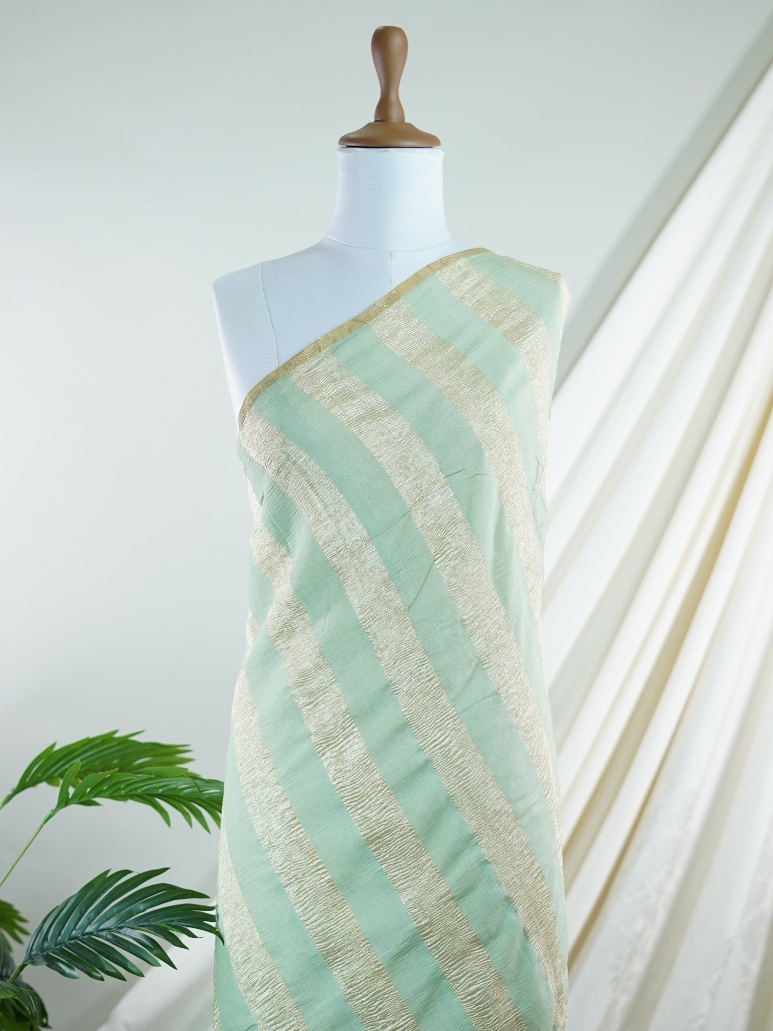 Tissue Green 100% Pure Tissue - Manoranjitham Weaves - Handloom Store