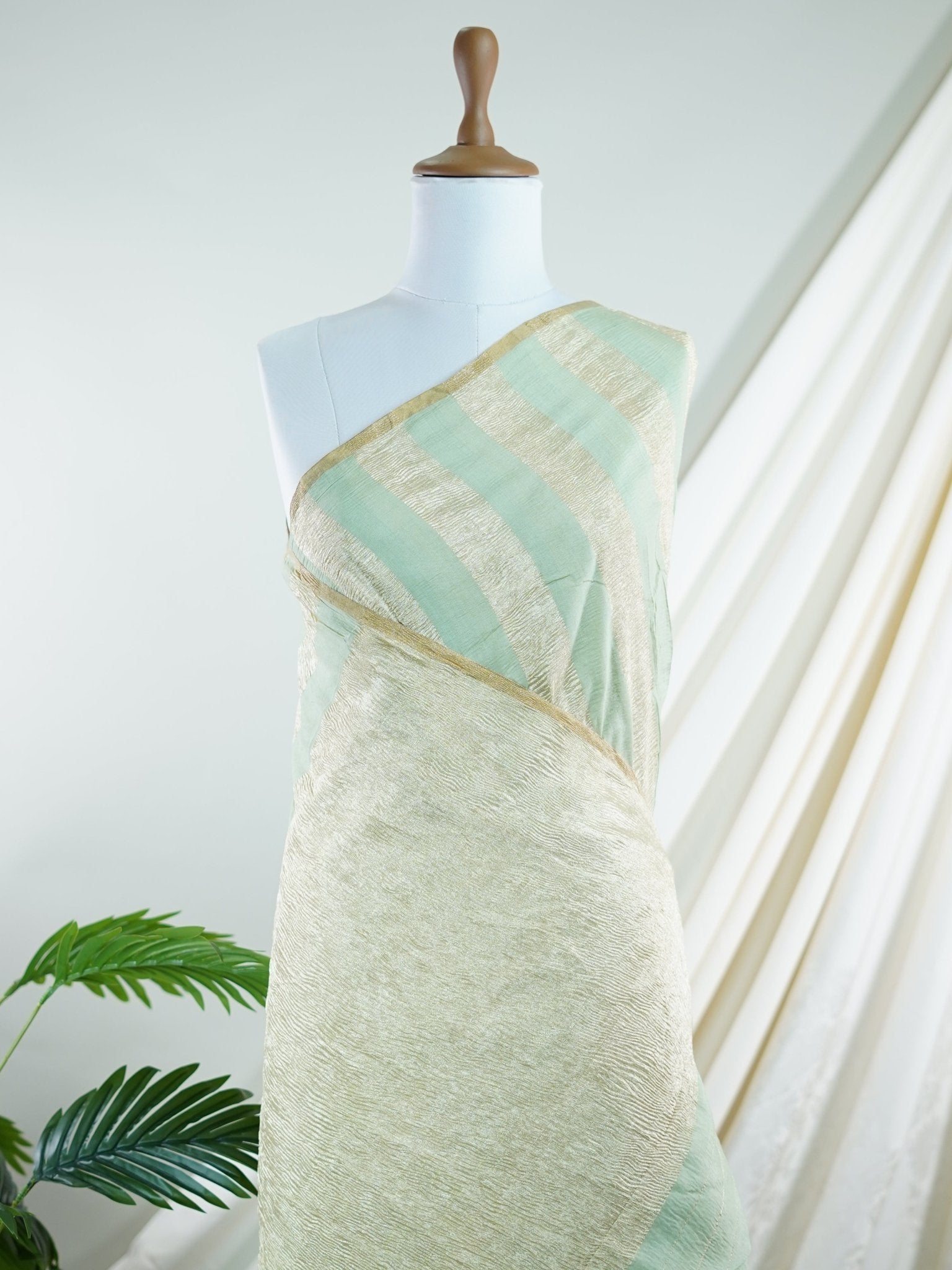 Tissue Green 100% Pure Tissue - Manoranjitham Weaves - Handloom Store