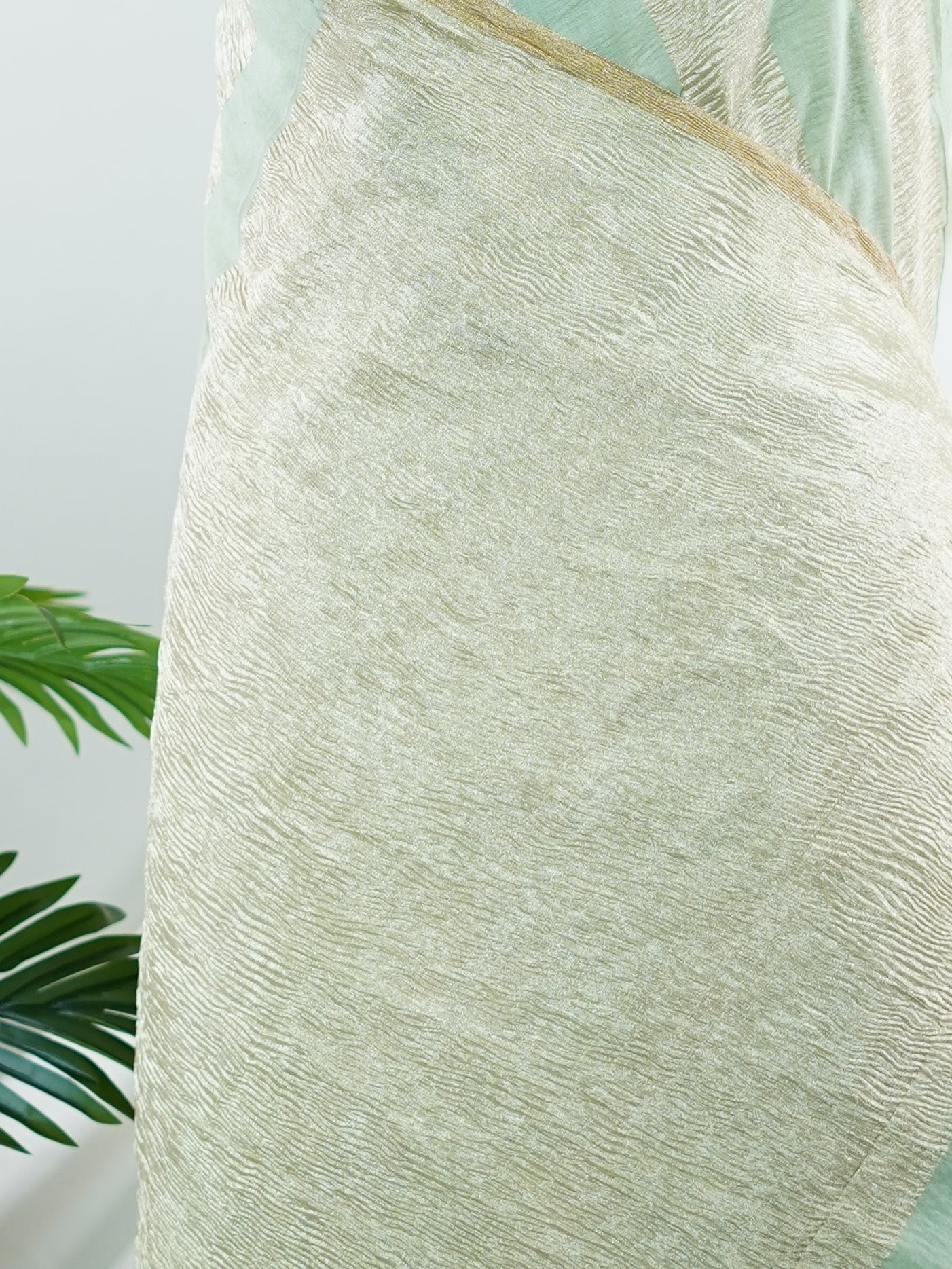 Tissue Green 100% Pure Tissue - Manoranjitham Weaves - Handloom Store