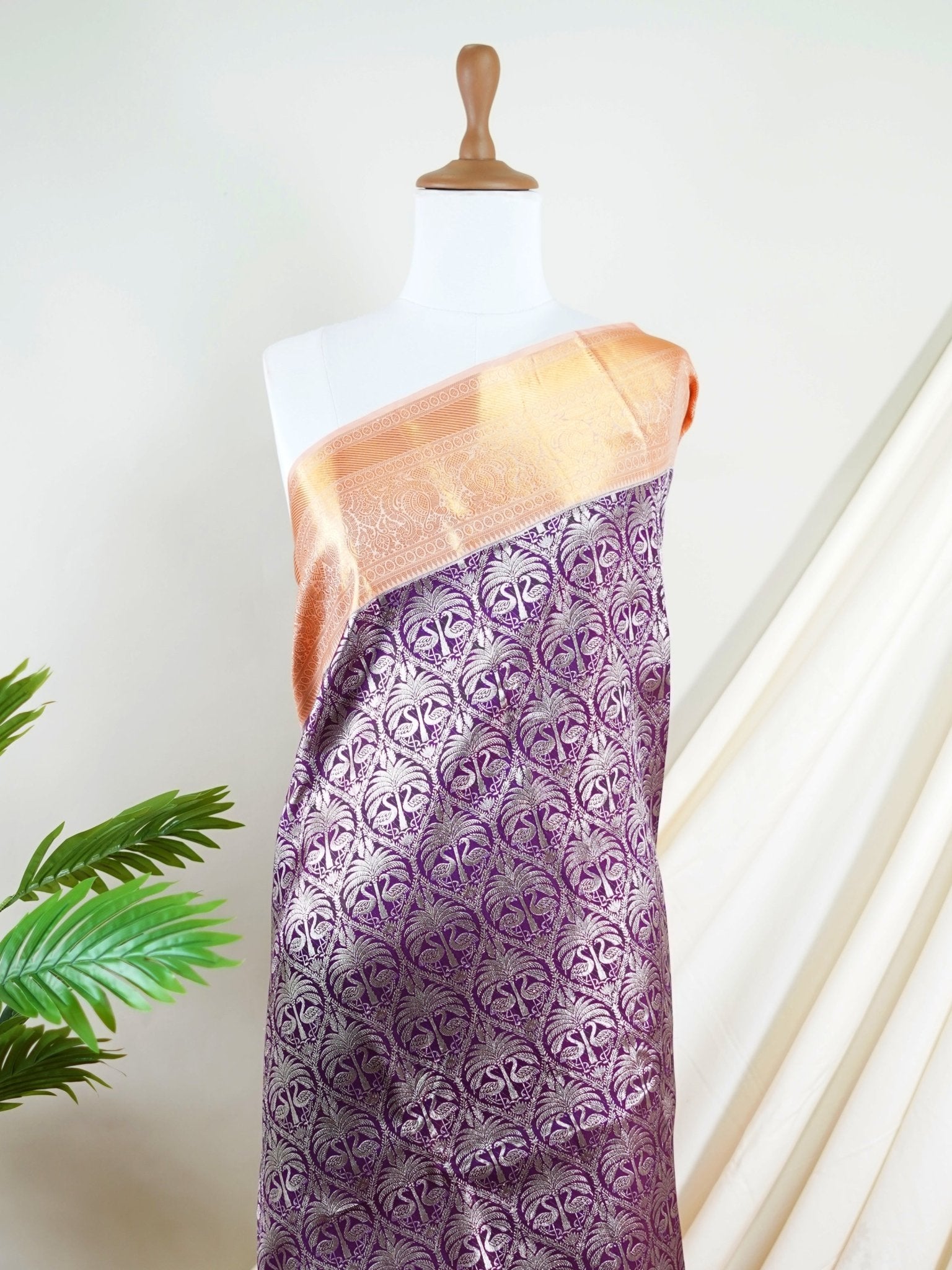 Kanchipuram Silk Dark Magenta 100% Pure Silk - Manoranjitham Weaves - Handloom Store