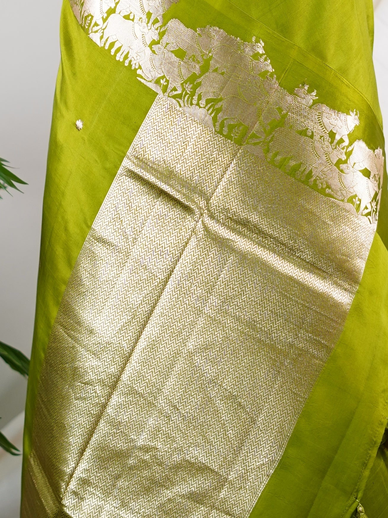 Katan Pink 100% Pure Katan Silk - Manoranjitham Weaves - Handloom Store