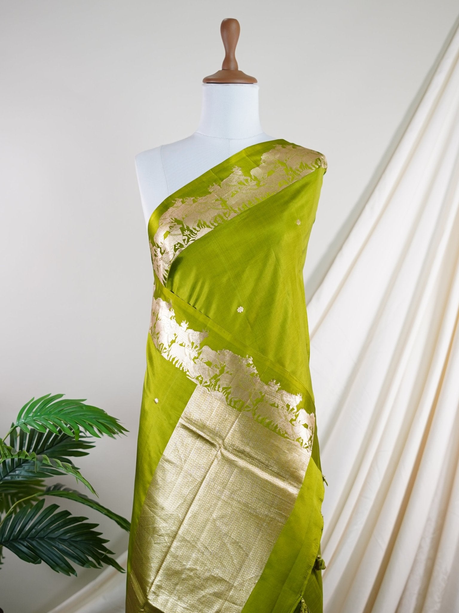 Katan Pink 100% Pure Katan Silk - Manoranjitham Weaves - Handloom Store