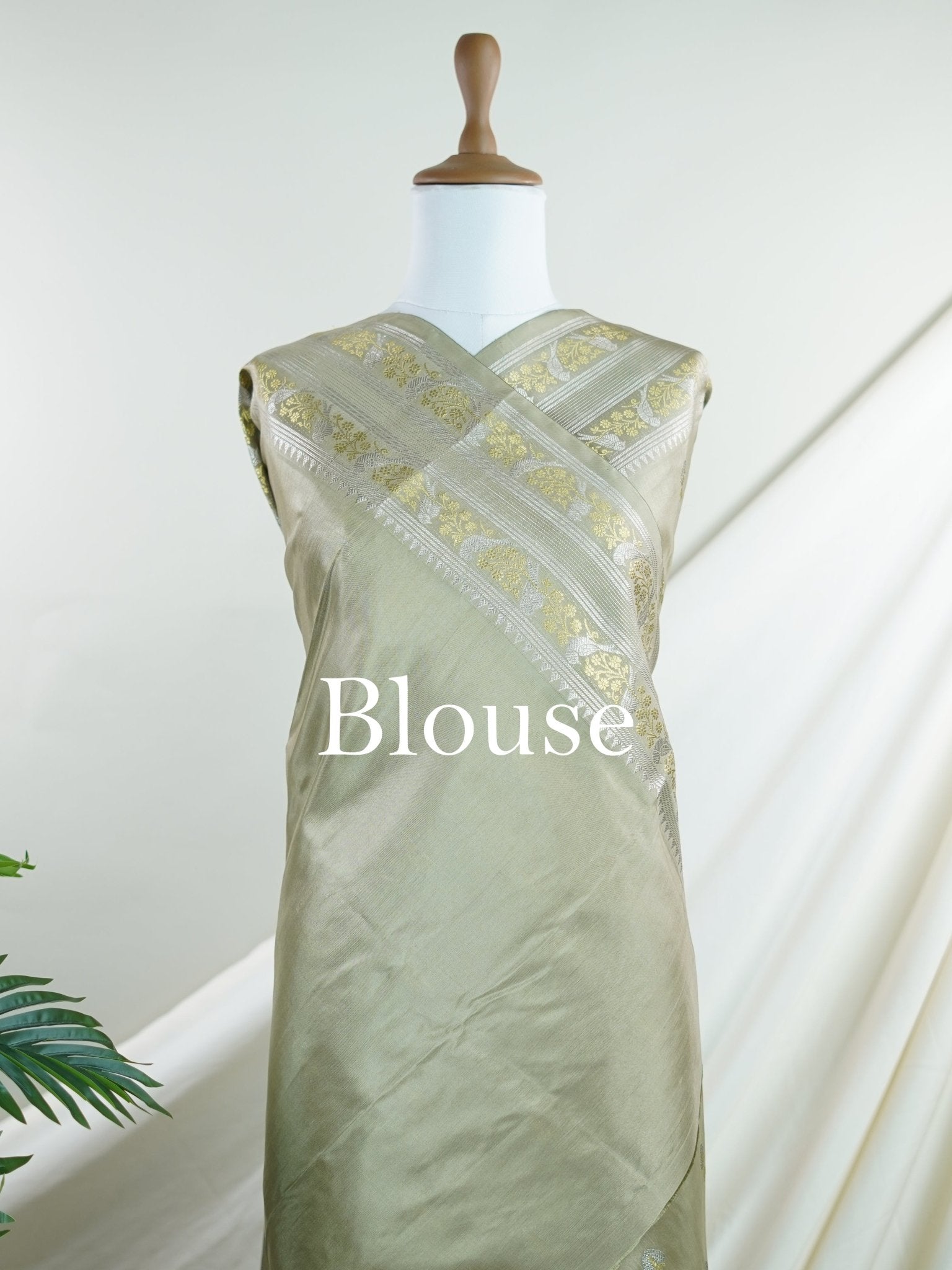 Venkatagiri Silk 100% Pure Silk - Manoranjitham Weaves - Handloom Store