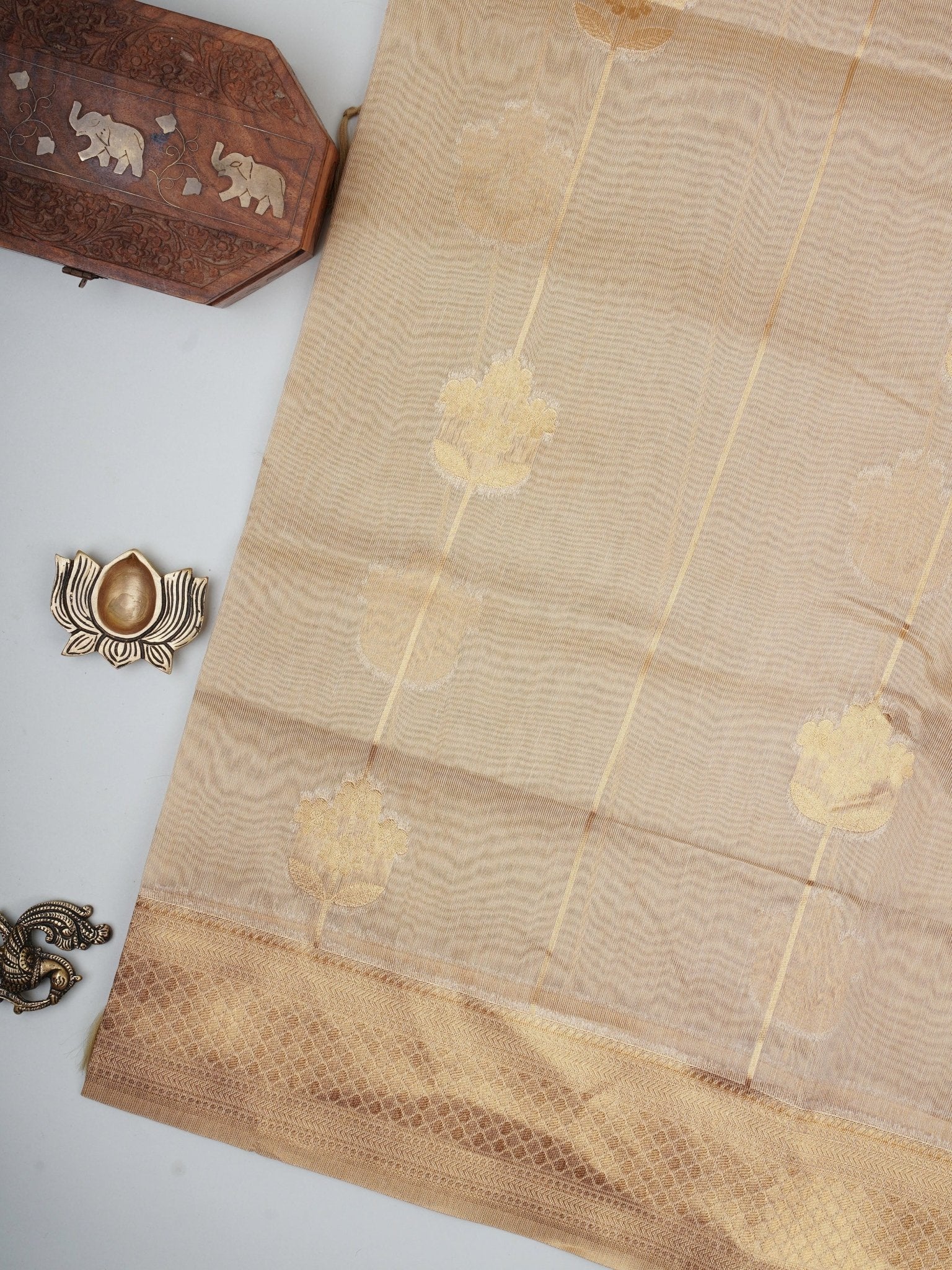 tissue Gold Kora Semi Tissue - Manoranjitham Weaves - Handloom Store