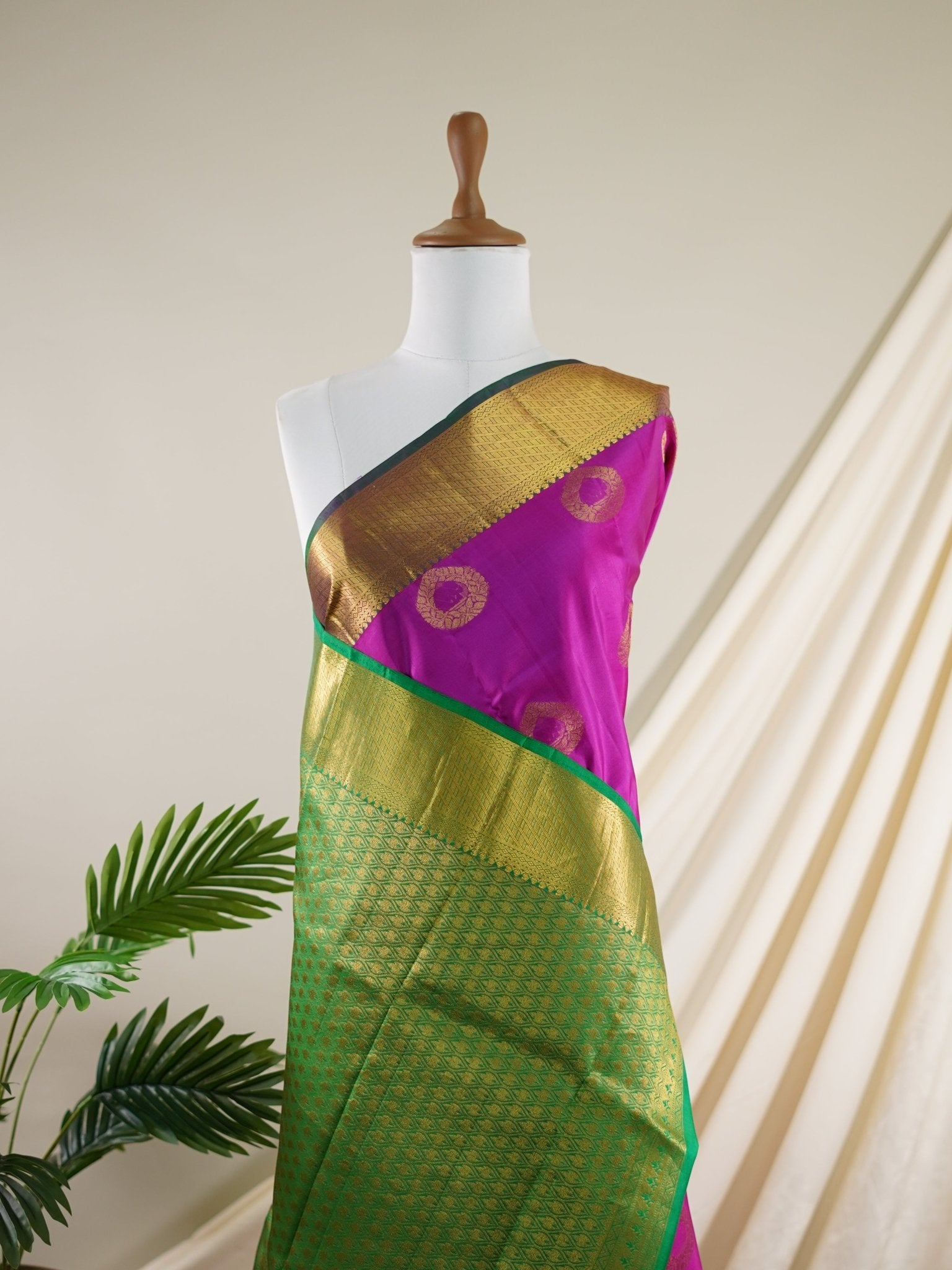 Kanchipuram Silk Pink 100% Pure Silk - Manoranjitham Weaves - Handloom Store