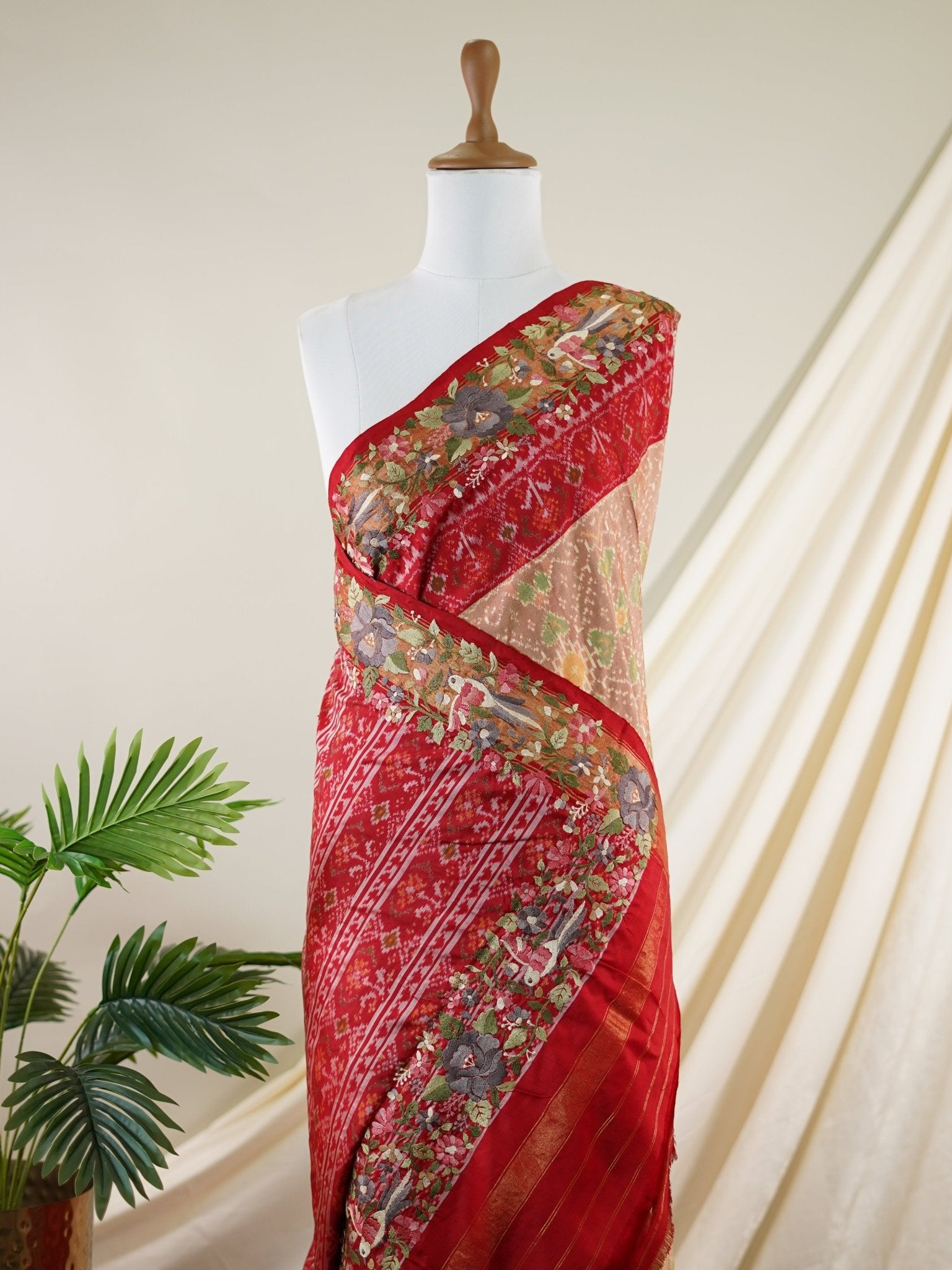 Pochampally Dark Beige 100% Pure Silk - Manoranjitham Weaves - Handloom Store