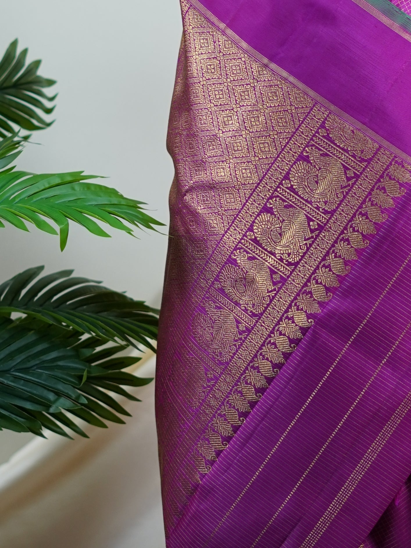 Kanchipuram Silk Magenta Pink 100% Pure Silk - Manoranjitham Weaves - Handloom Store