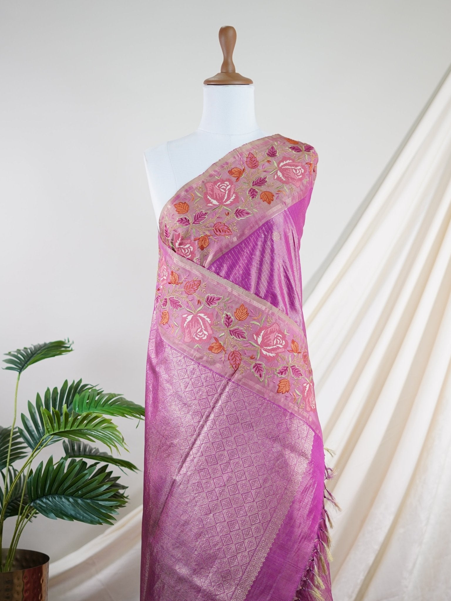 Kanchipuram Silk 100% Pure Silk - Manoranjitham Weaves - Handloom Store