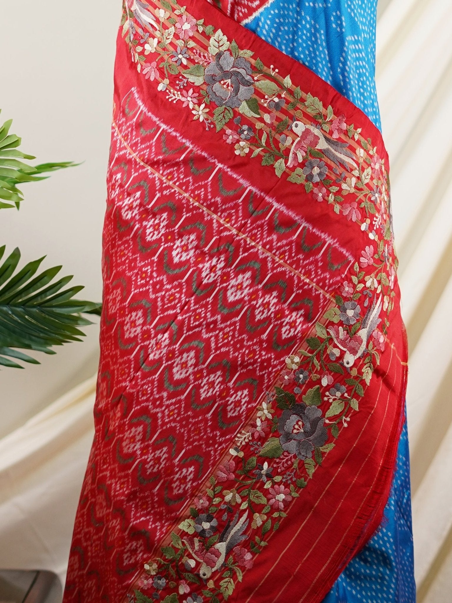 Pochampally Blue 100% Pure Silk - Manoranjitham Weaves - Handloom Store